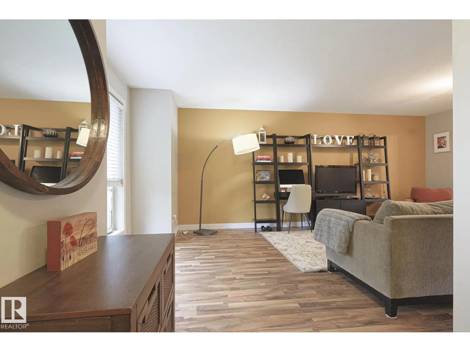 2544 ANDERSON WY SW