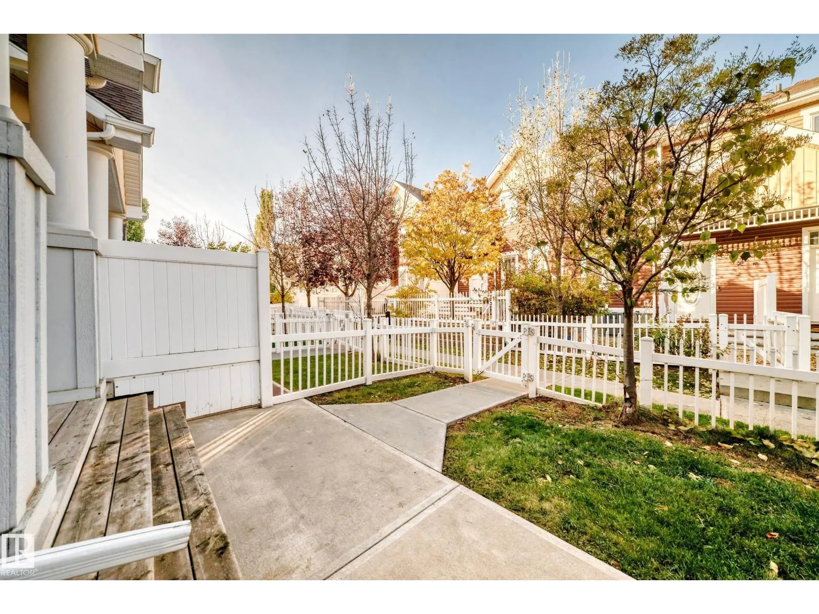 #54 1623 Towne Centre BV NW