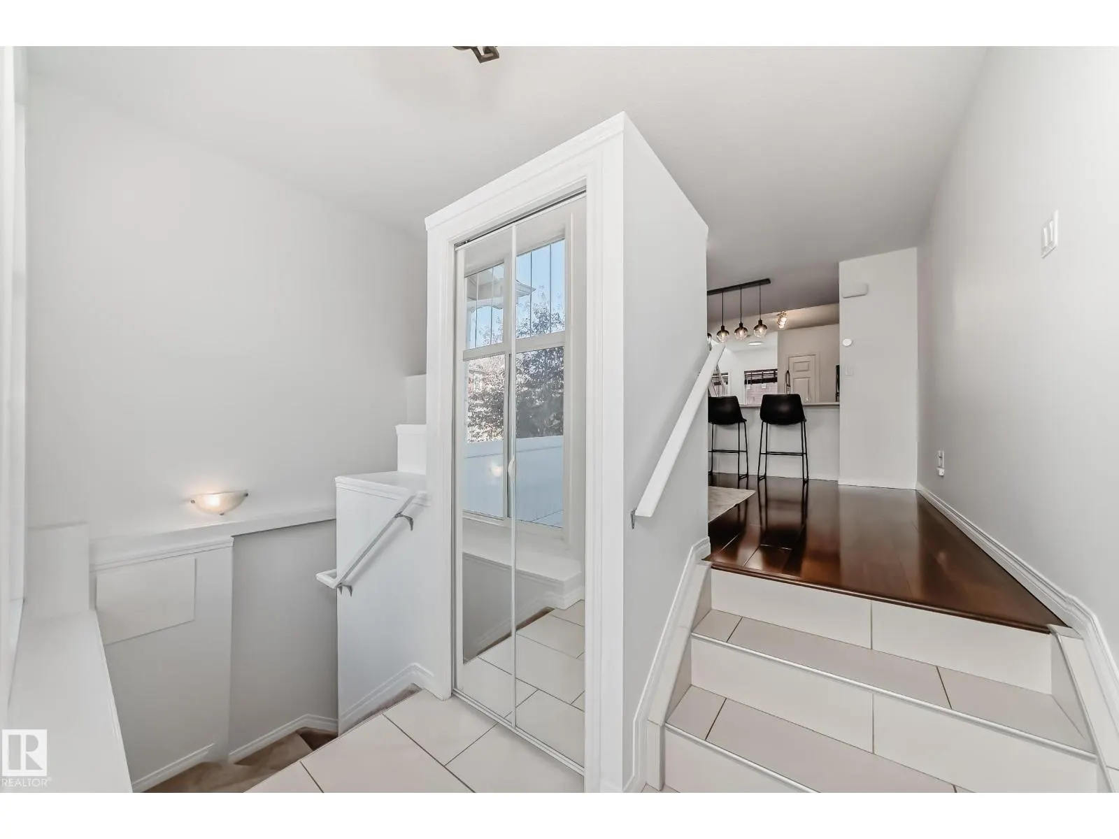 #54 1623 Towne Centre BV NW