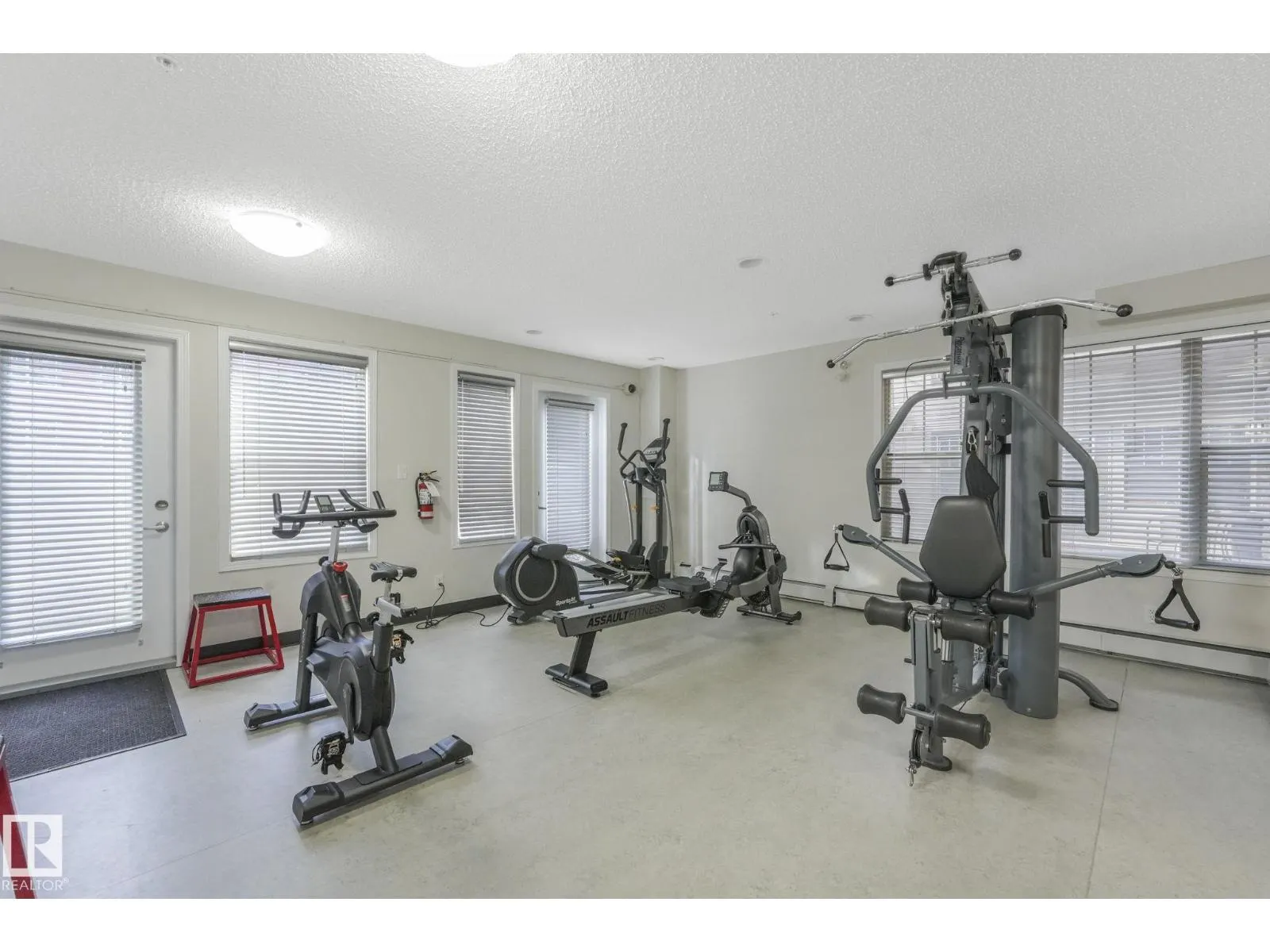 #210 103 AMBLESIDE DR SW