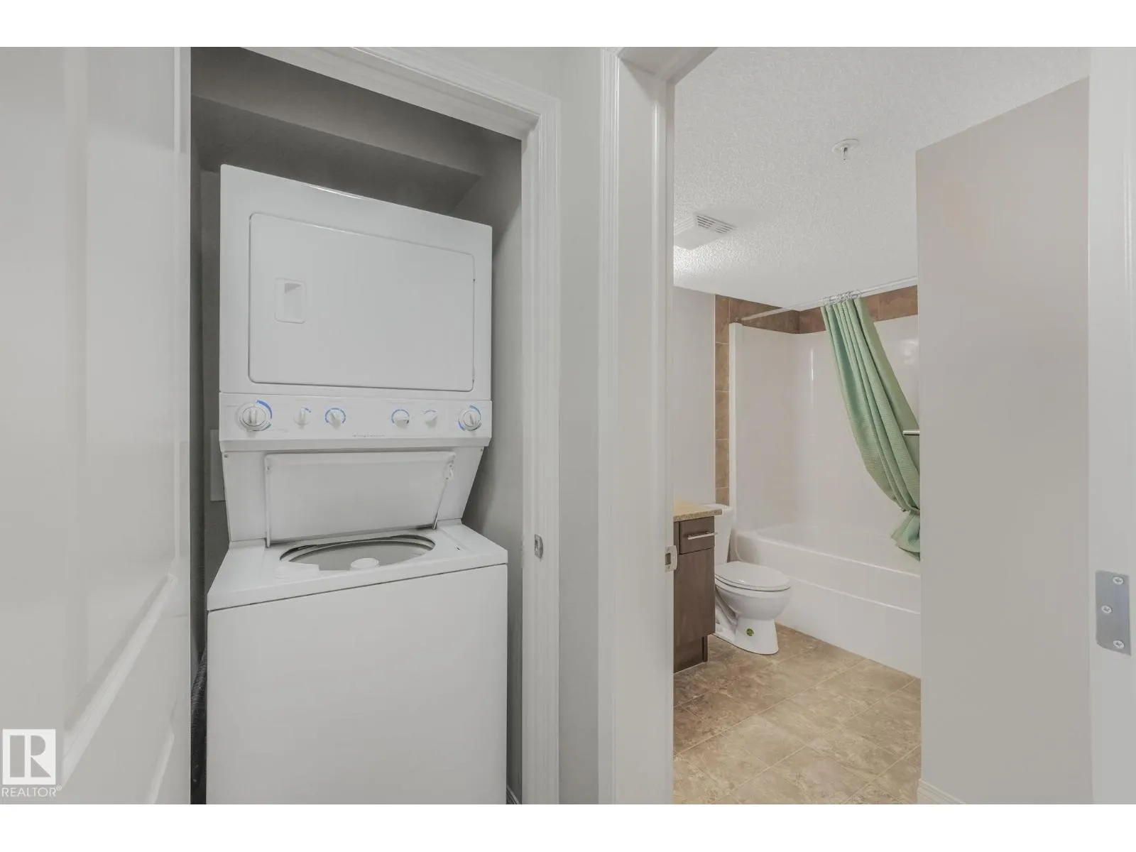 #210 103 AMBLESIDE DR SW