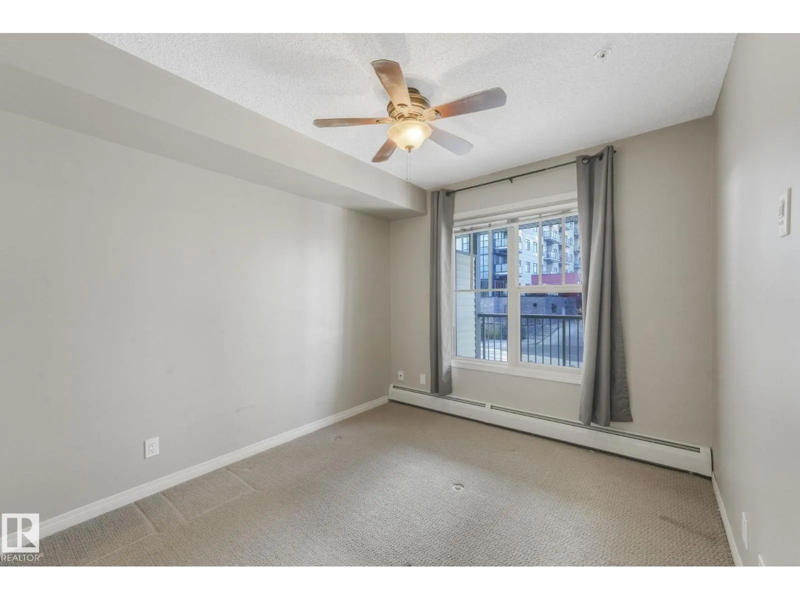 #210 103 AMBLESIDE DR SW