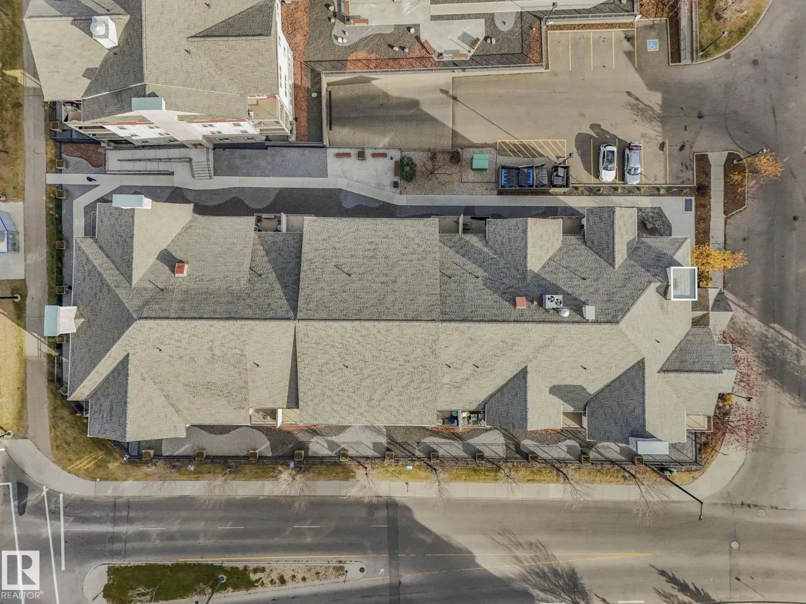 #210 103 AMBLESIDE DR SW