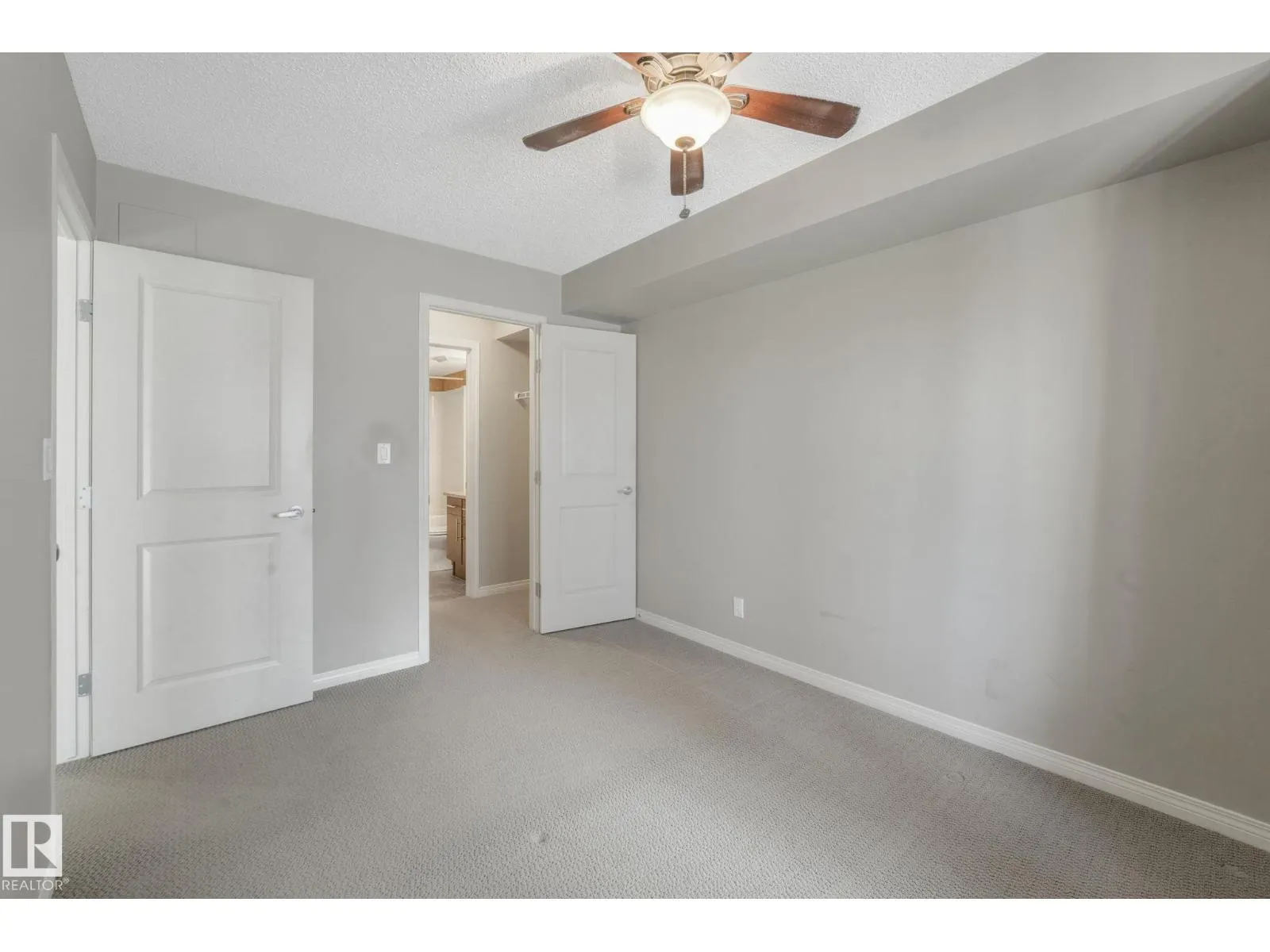 #210 103 AMBLESIDE DR SW