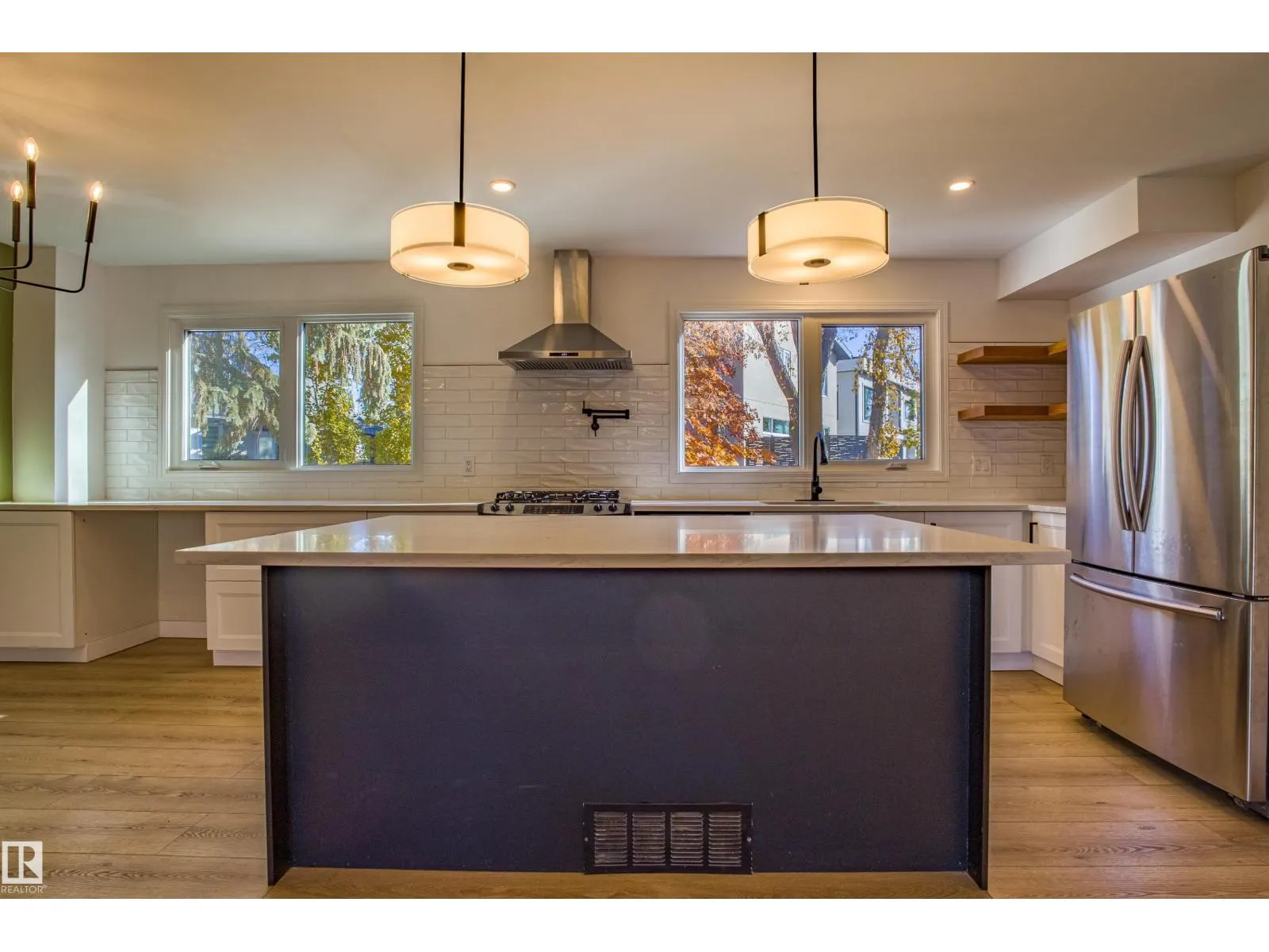 5603 108 ST NW