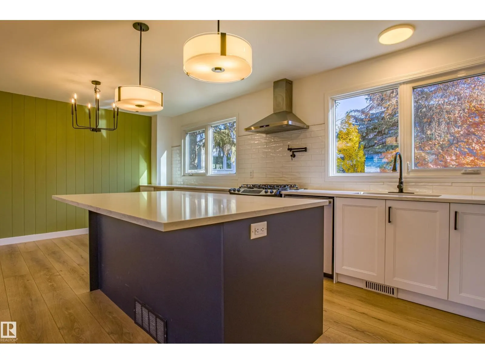 5603 108 ST NW