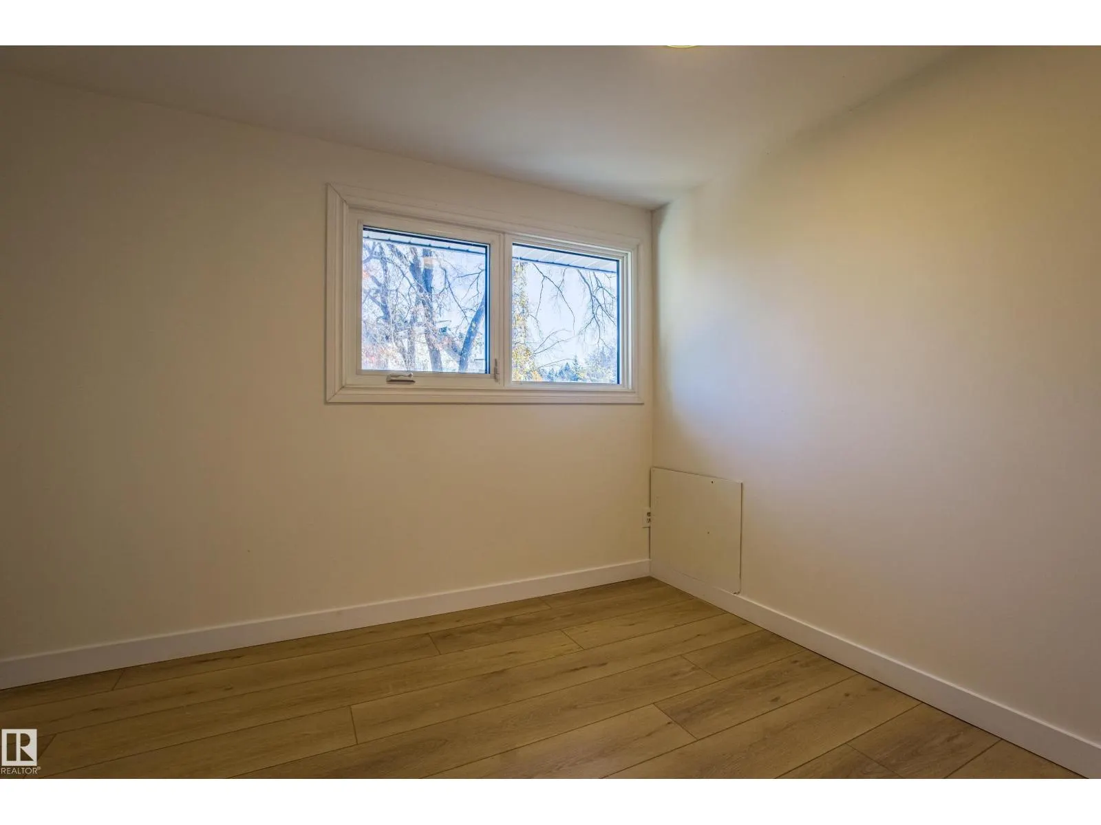 5603 108 ST NW