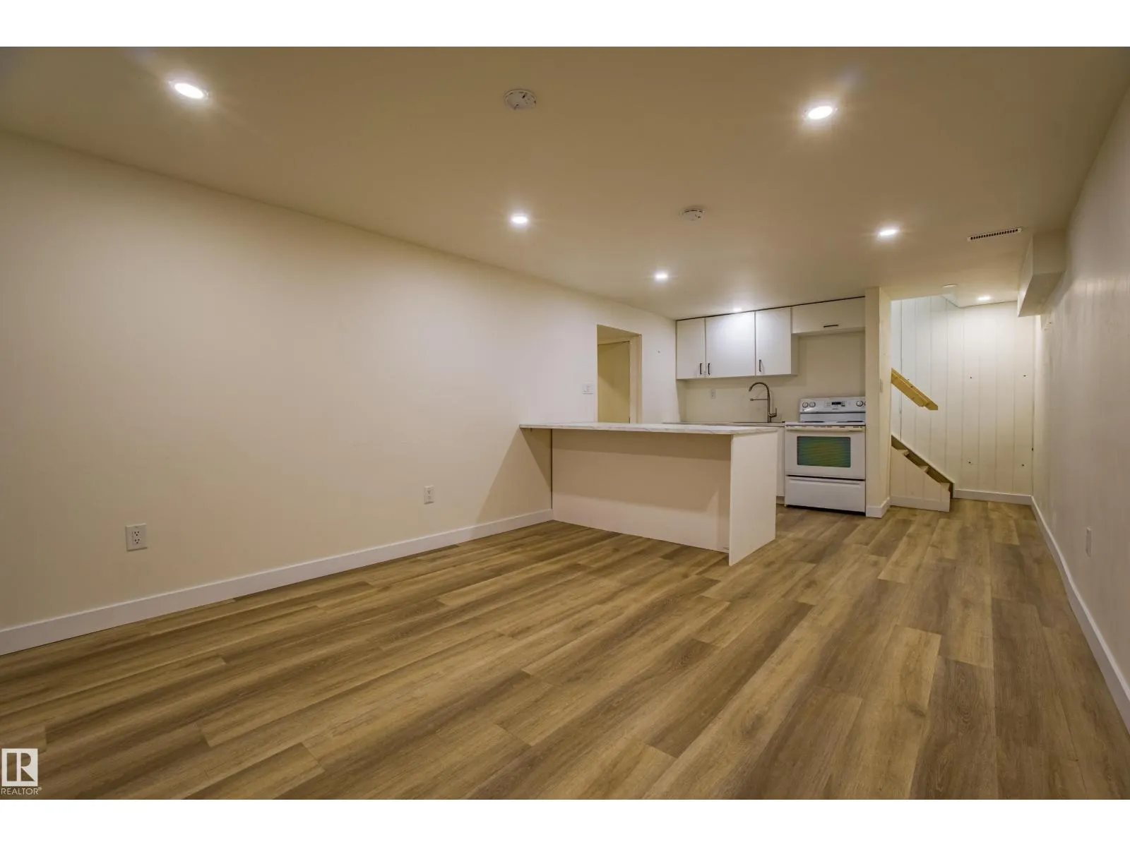 5603 108 ST NW