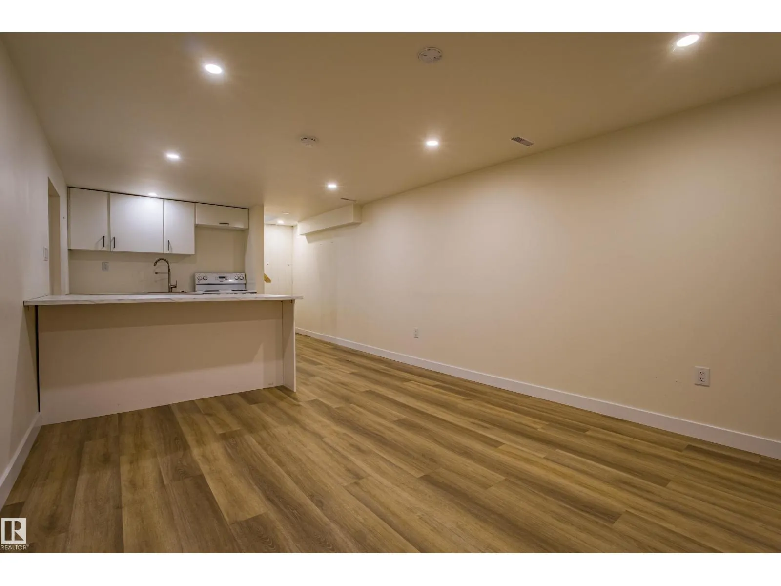5603 108 ST NW