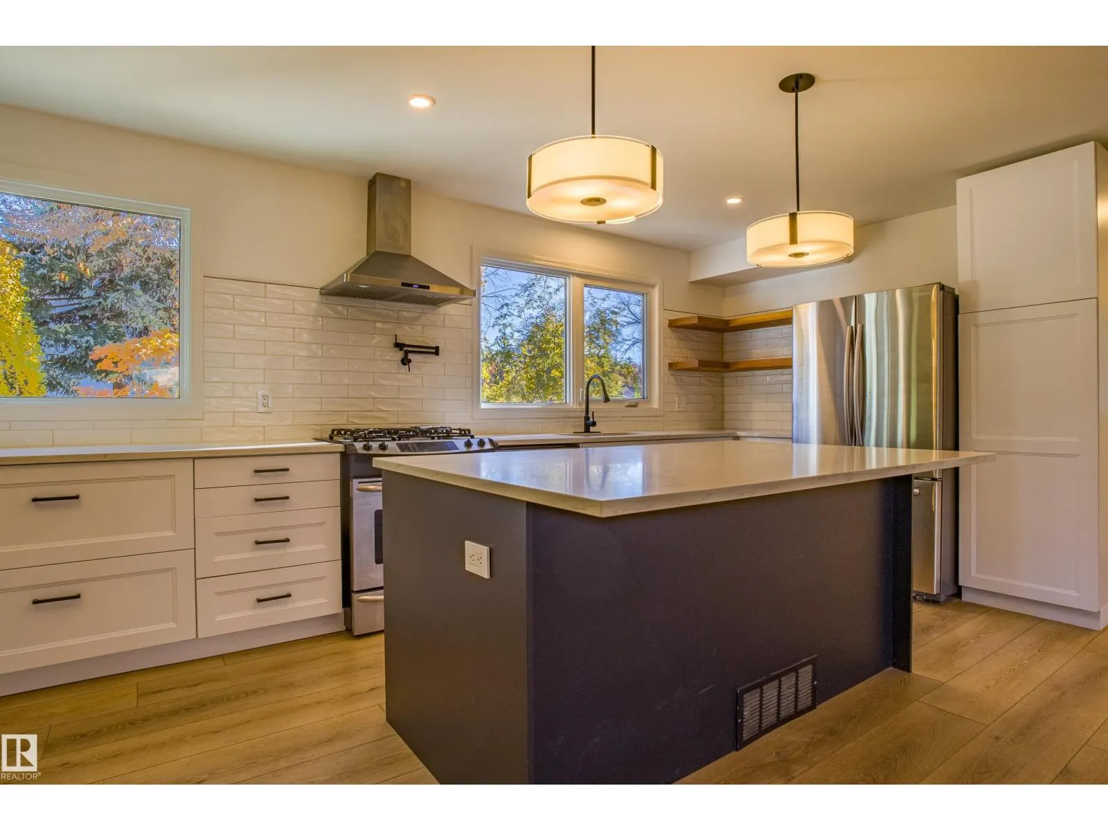 5603 108 ST NW