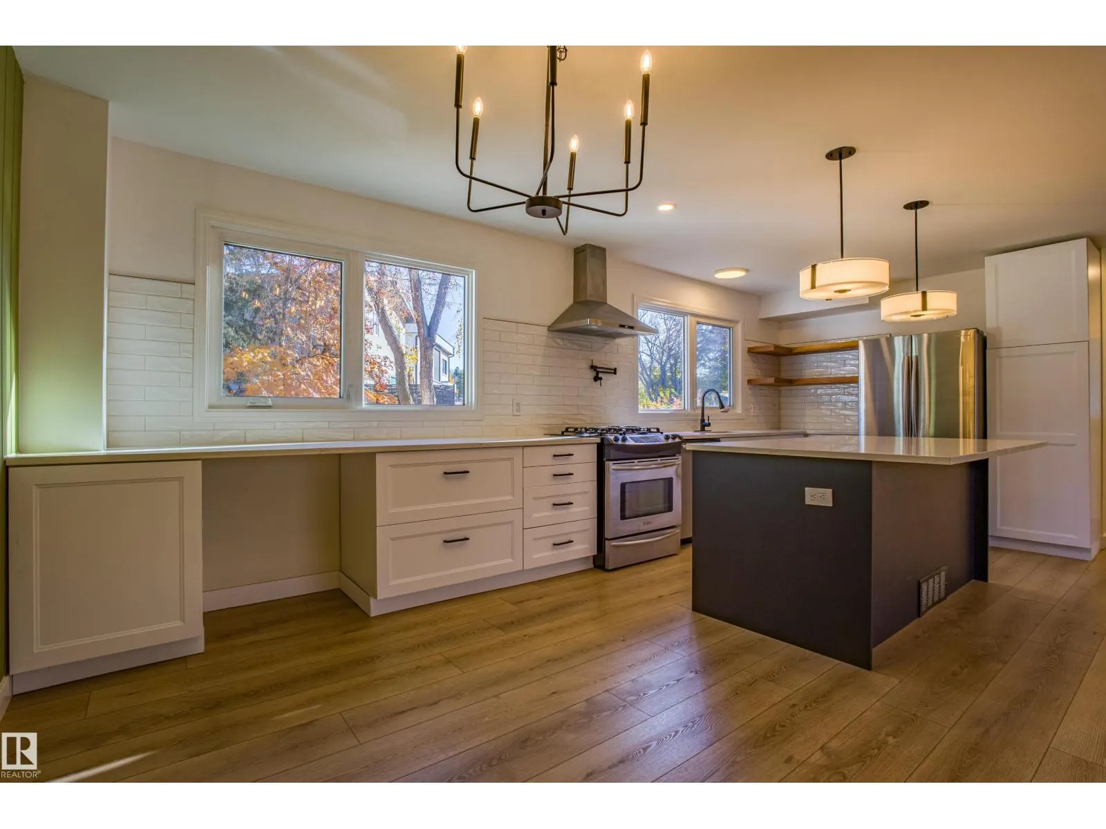5603 108 ST NW