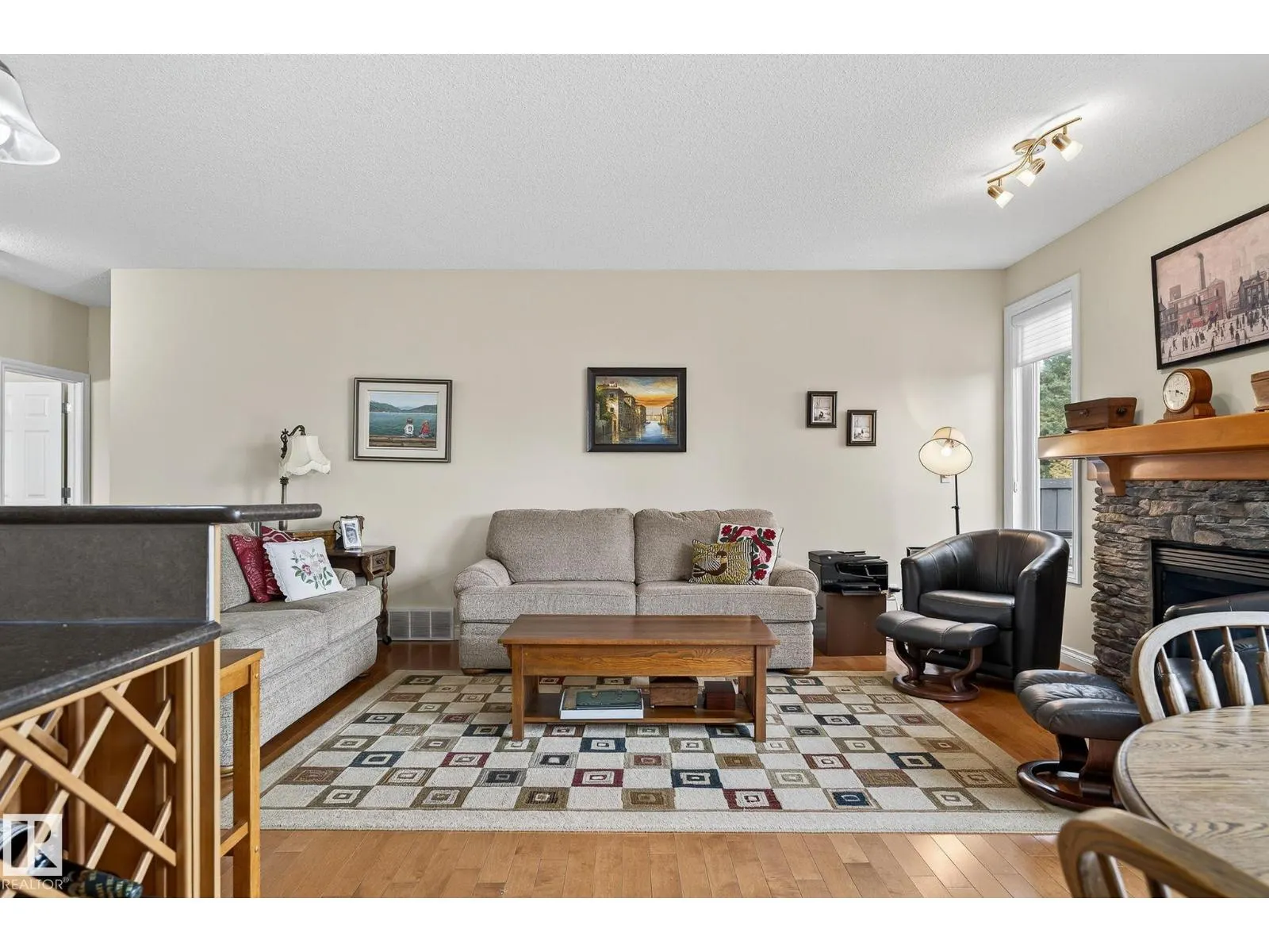 3719 MCLAY GREEN GR NW