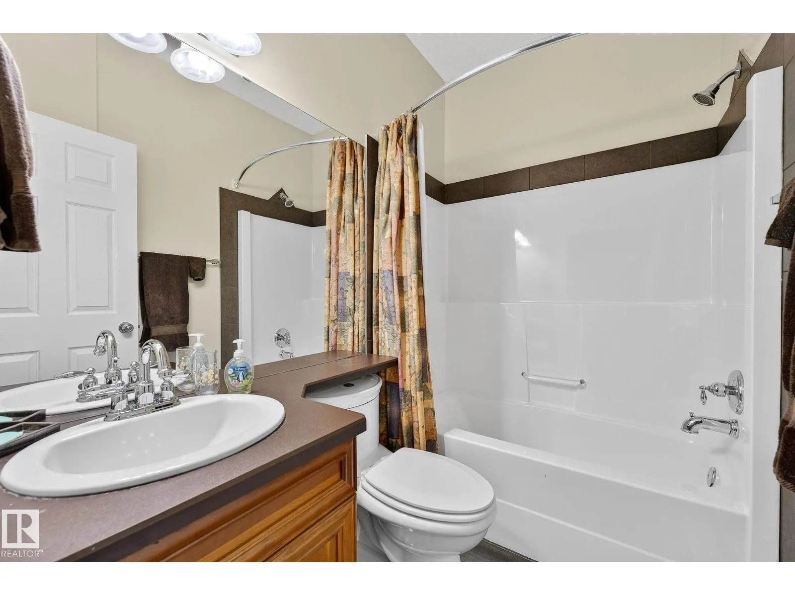 3719 MCLAY GREEN GR NW