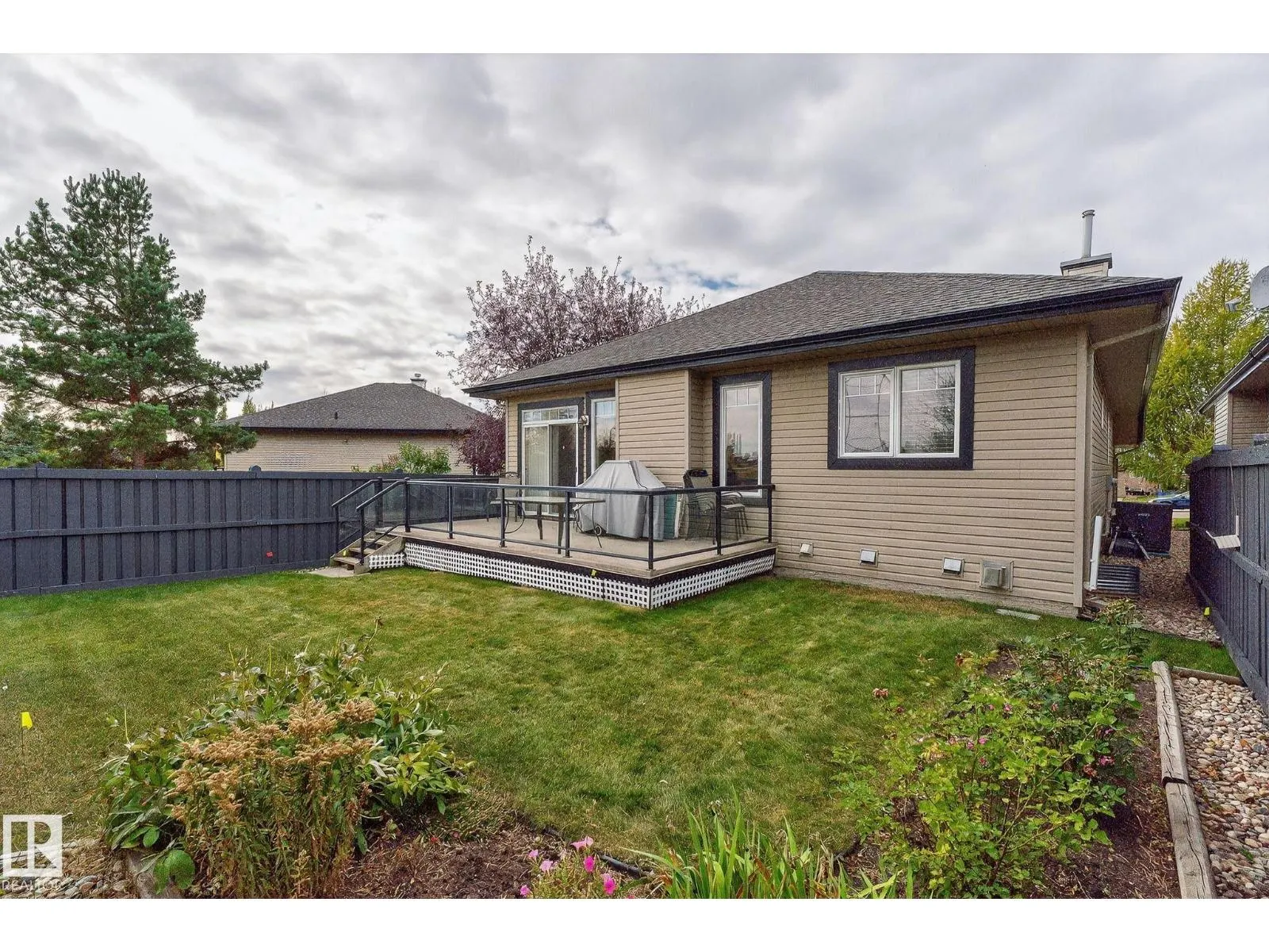 3719 MCLAY GREEN GR NW