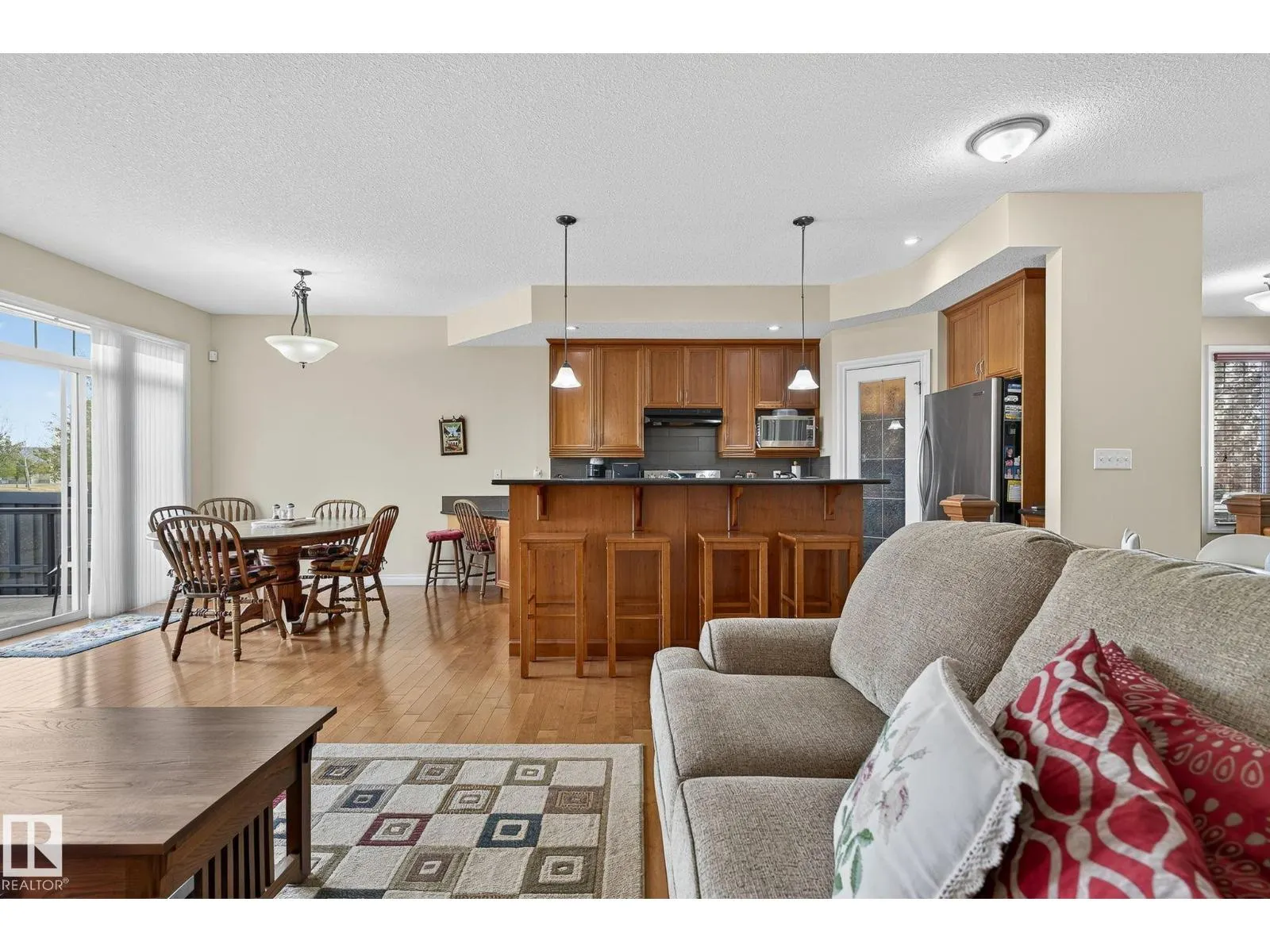 3719 MCLAY GREEN GR NW