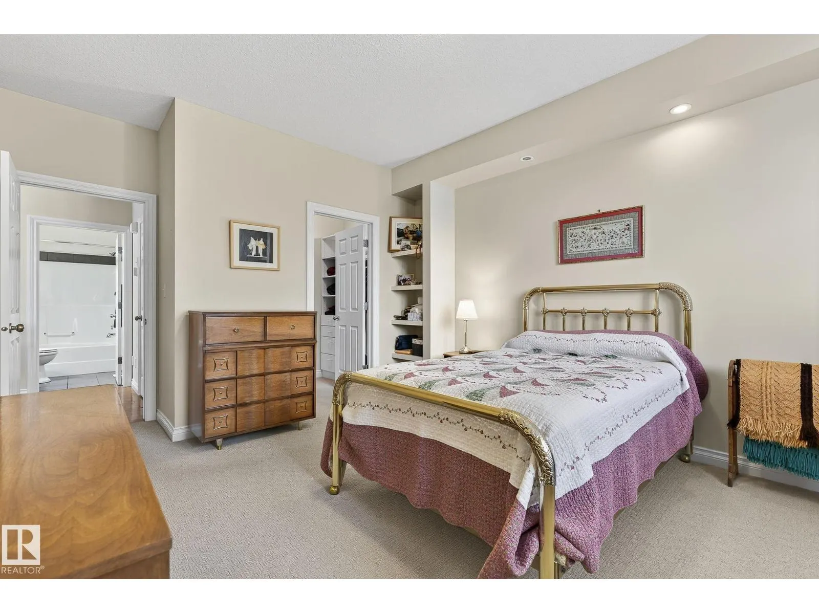 3719 MCLAY GREEN GR NW