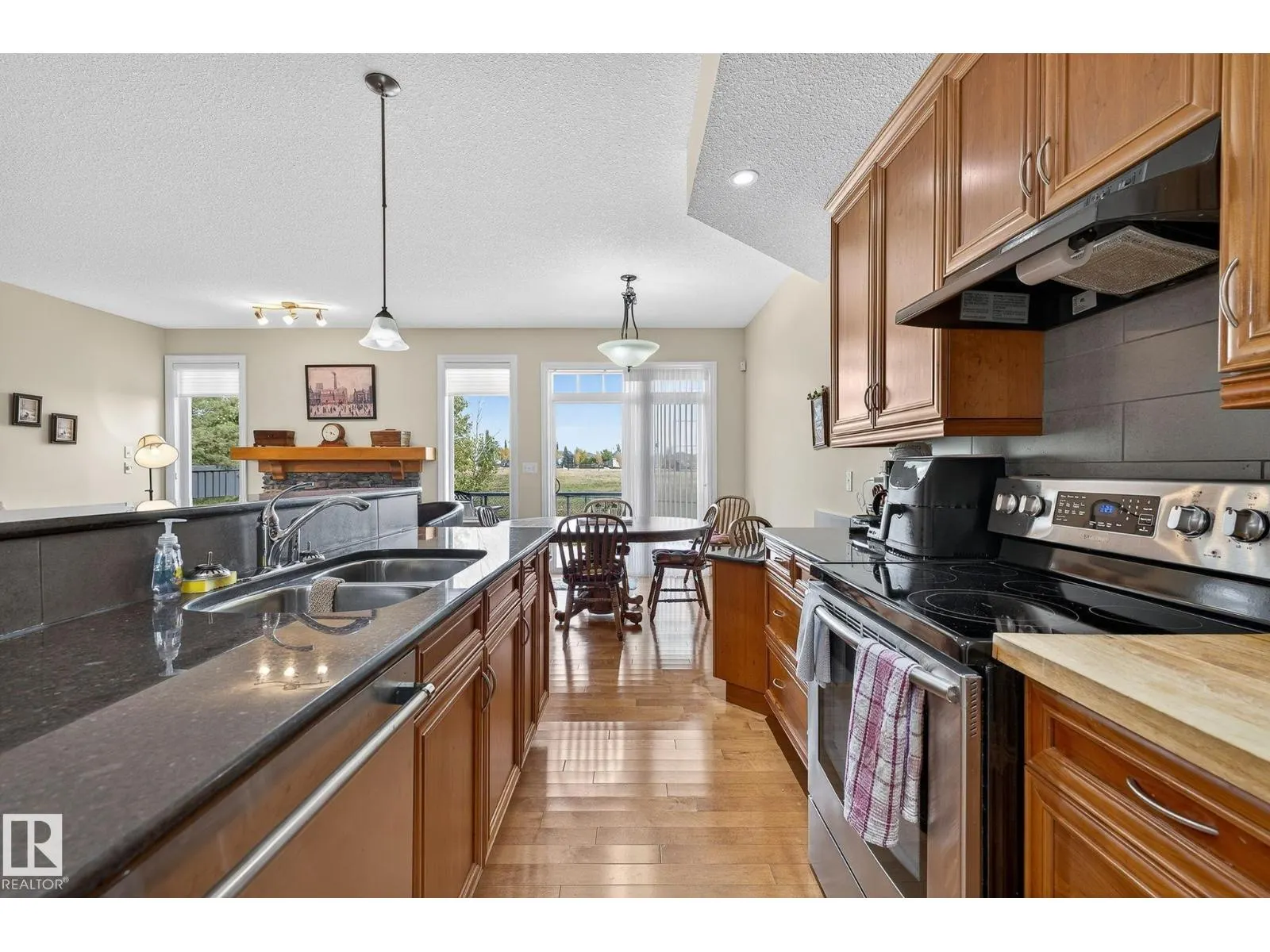 3719 MCLAY GREEN GR NW