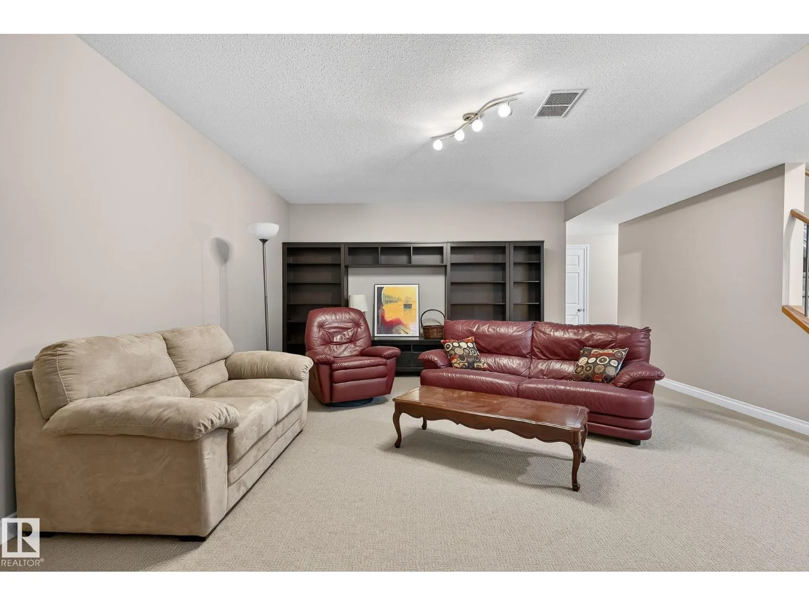 3719 MCLAY GREEN GR NW