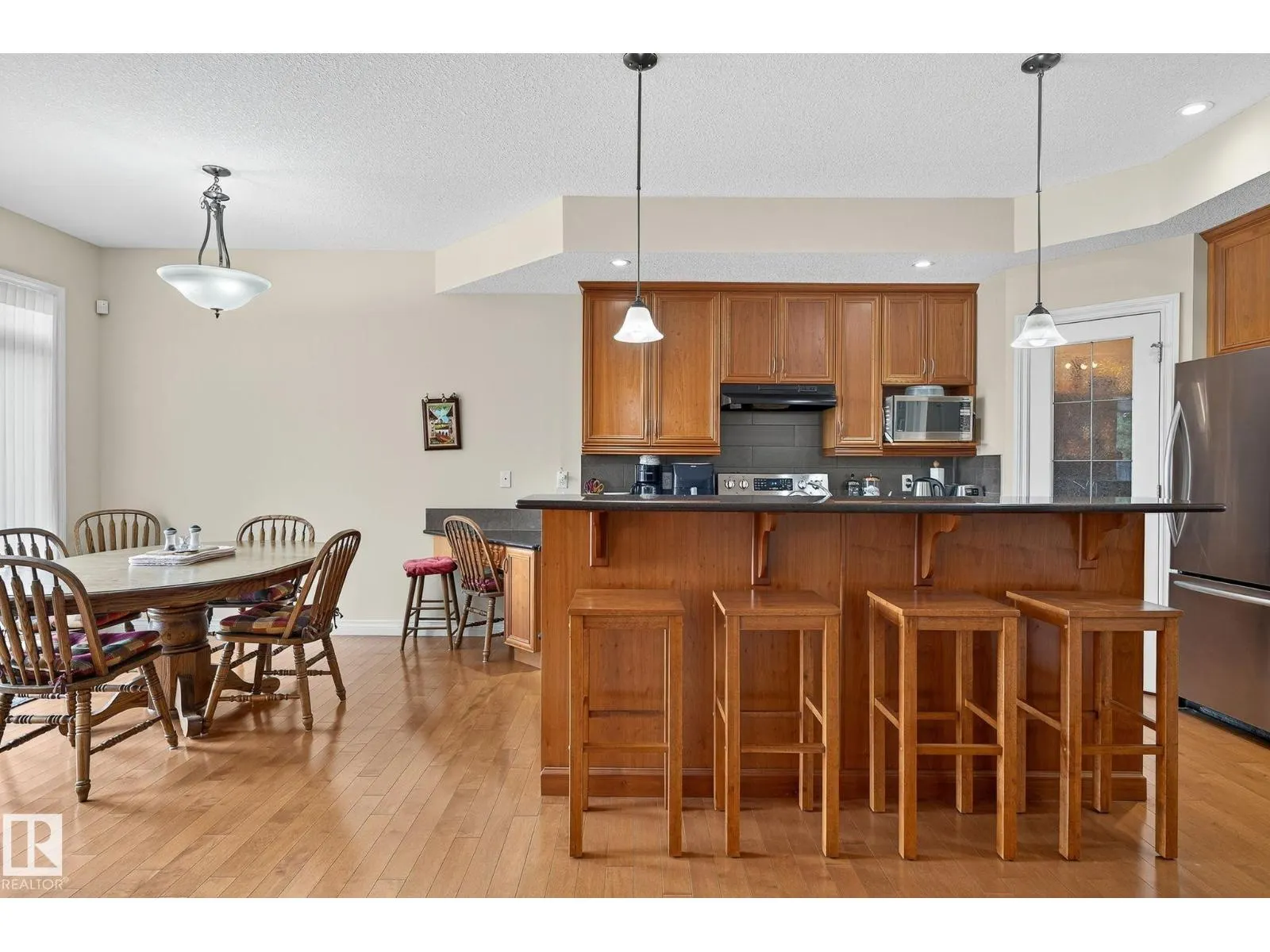 3719 MCLAY GREEN GR NW