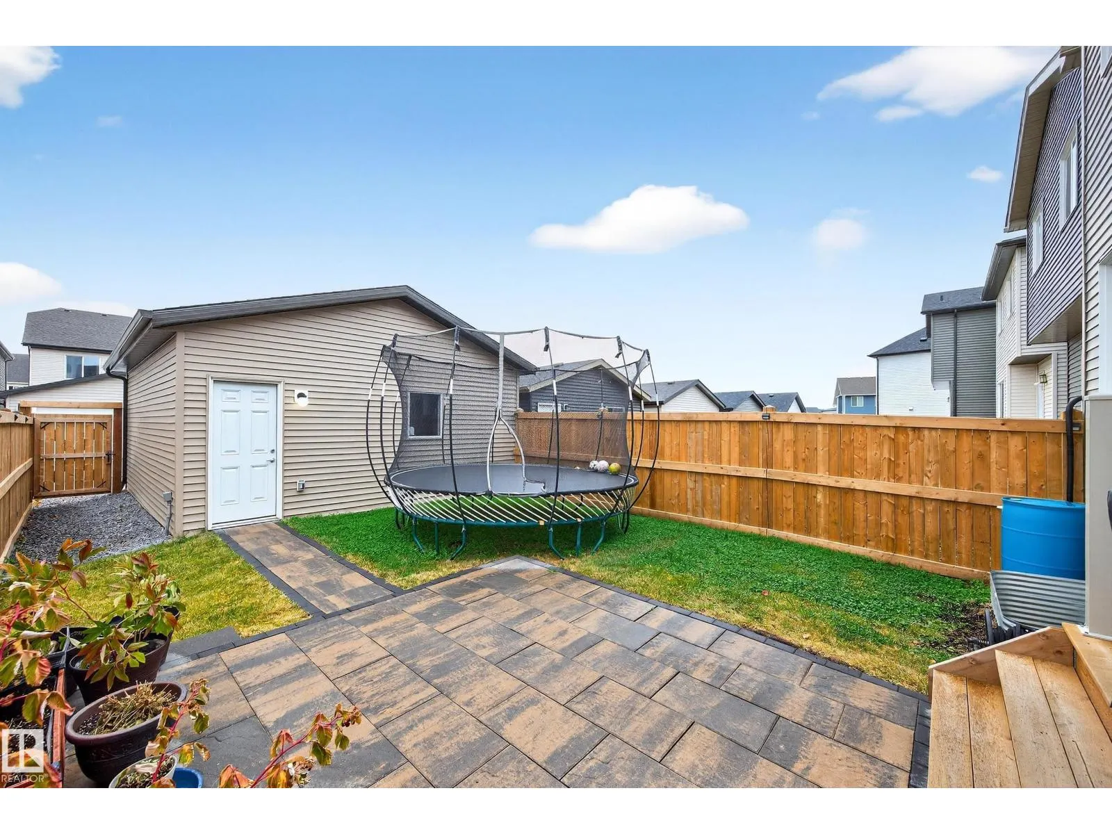 3847 CHRUSTAWKA PL SW