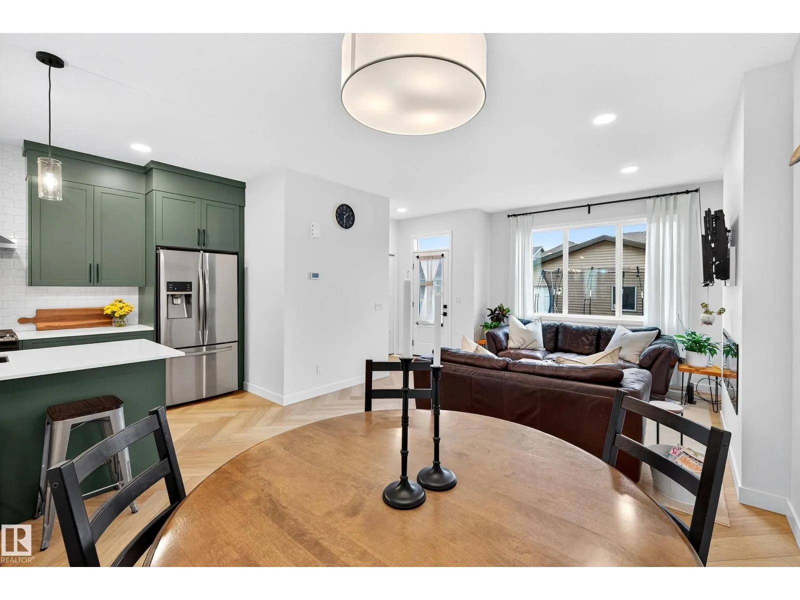 3847 CHRUSTAWKA PL SW