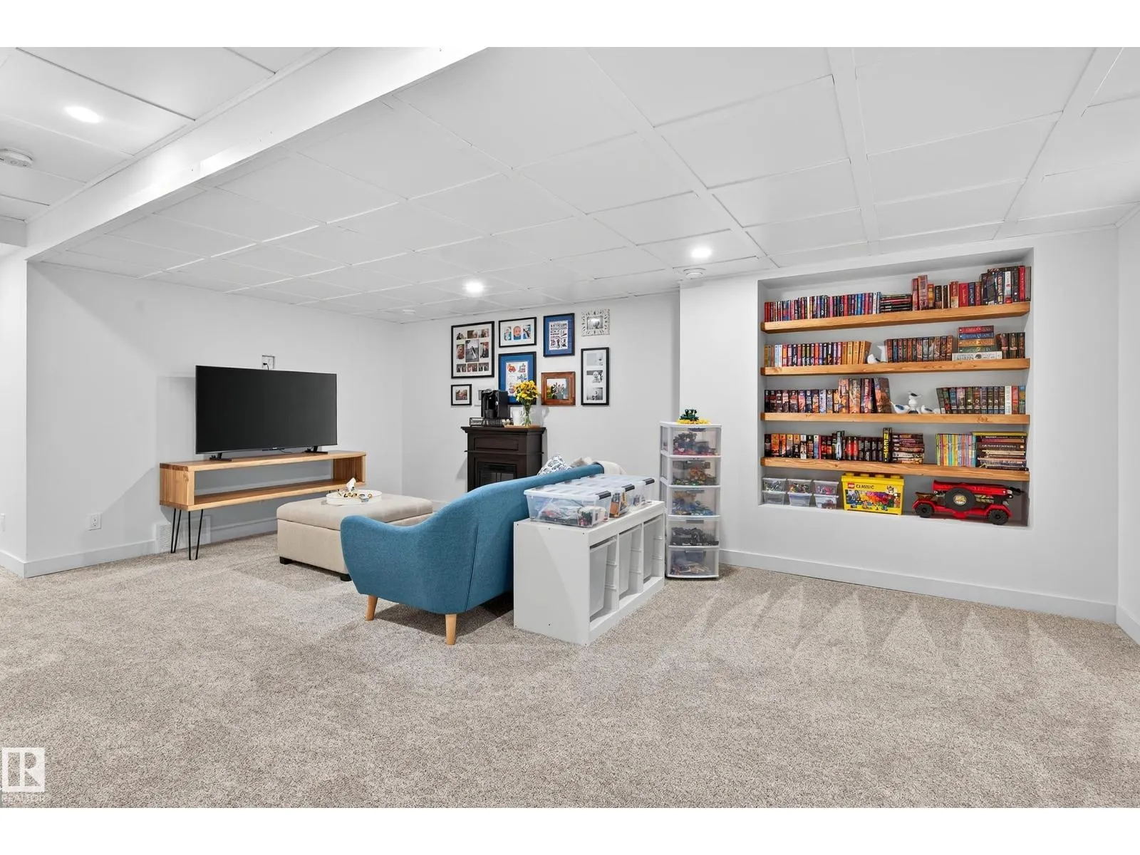 3847 CHRUSTAWKA PL SW