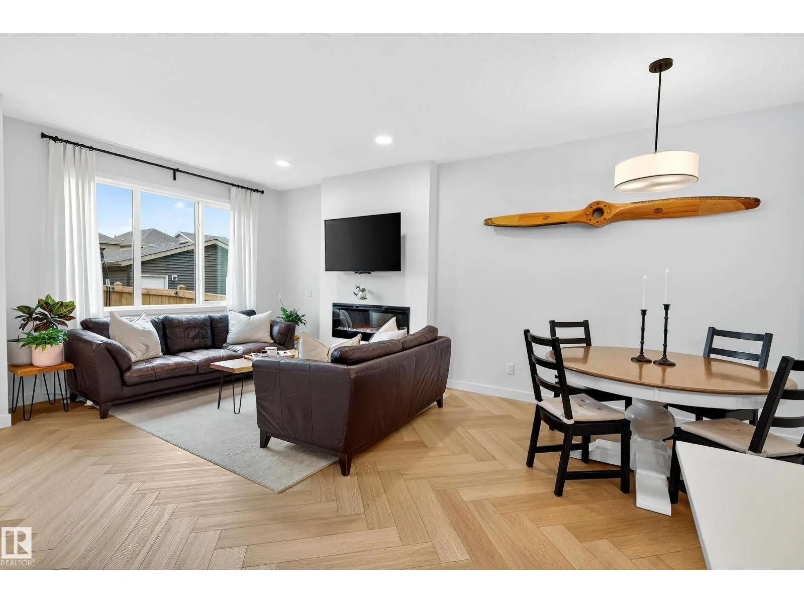 3847 CHRUSTAWKA PL SW