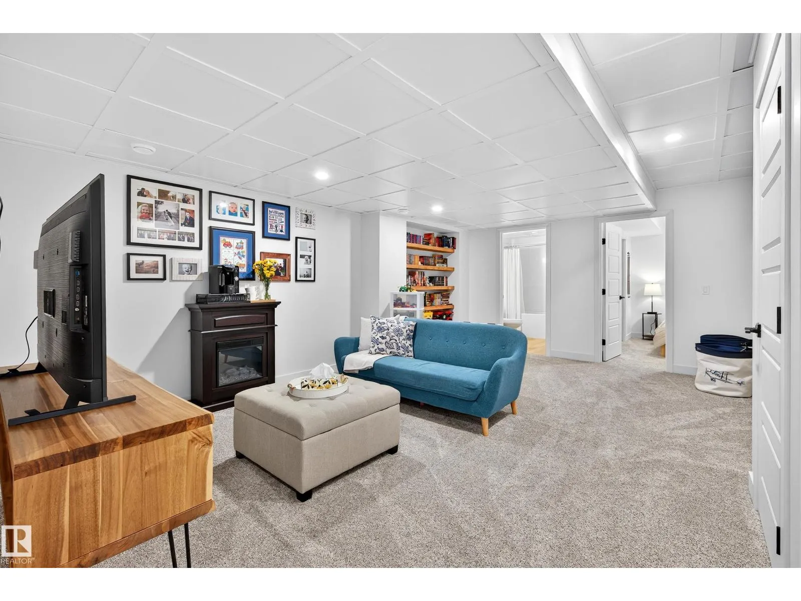 3847 CHRUSTAWKA PL SW