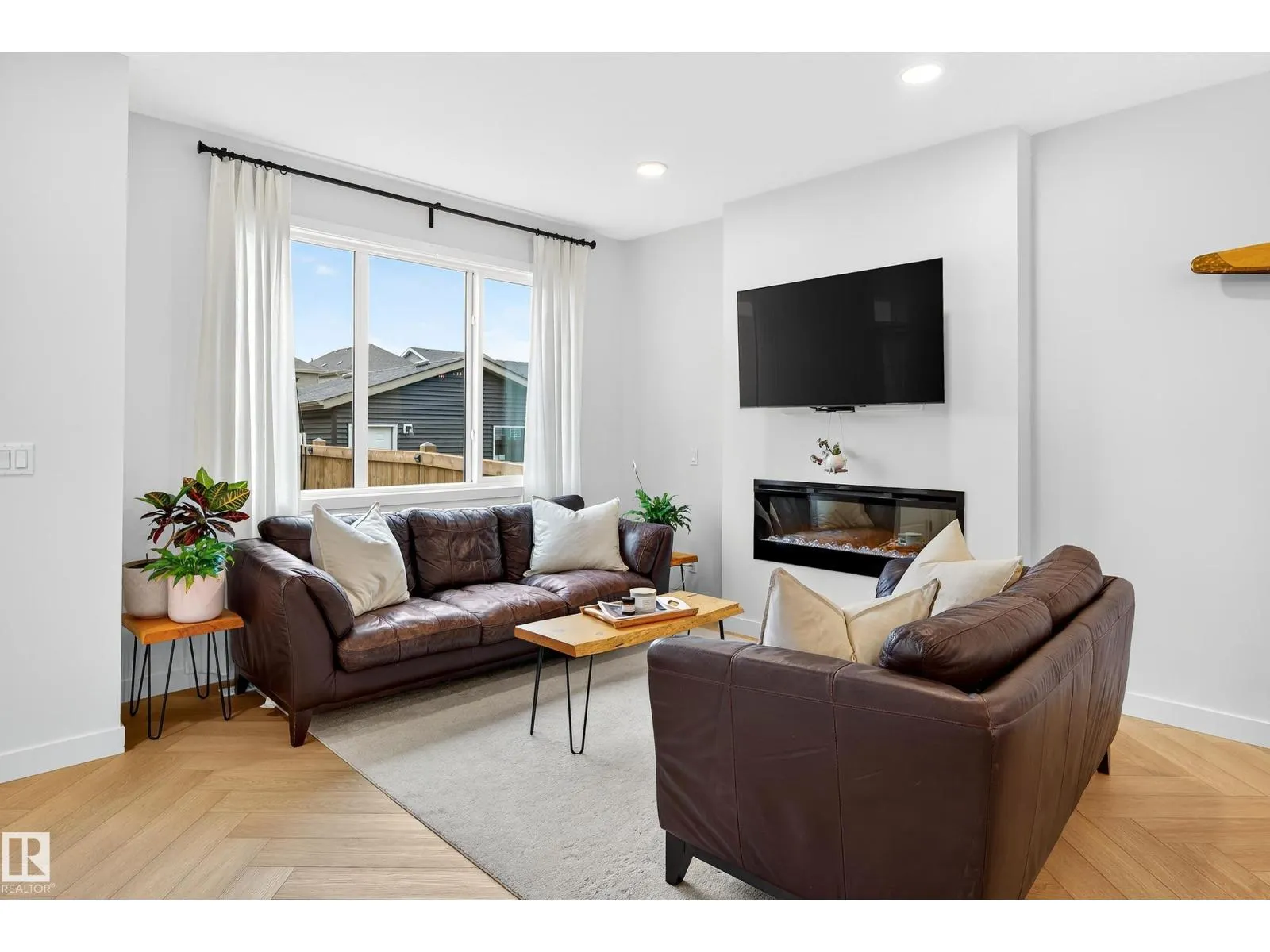 3847 CHRUSTAWKA PL SW