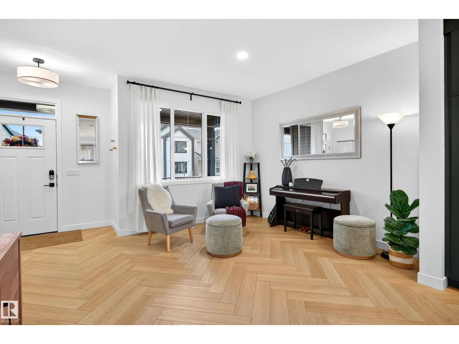 3847 CHRUSTAWKA PL SW