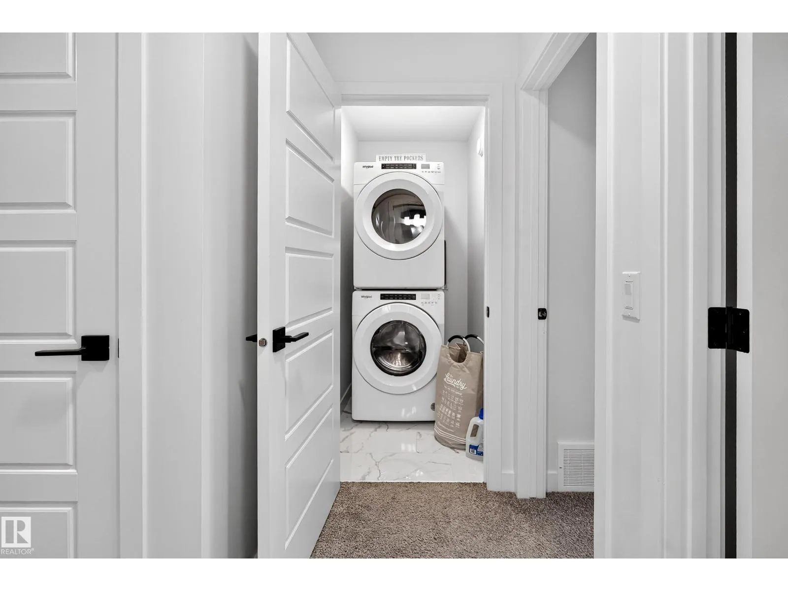 3847 CHRUSTAWKA PL SW