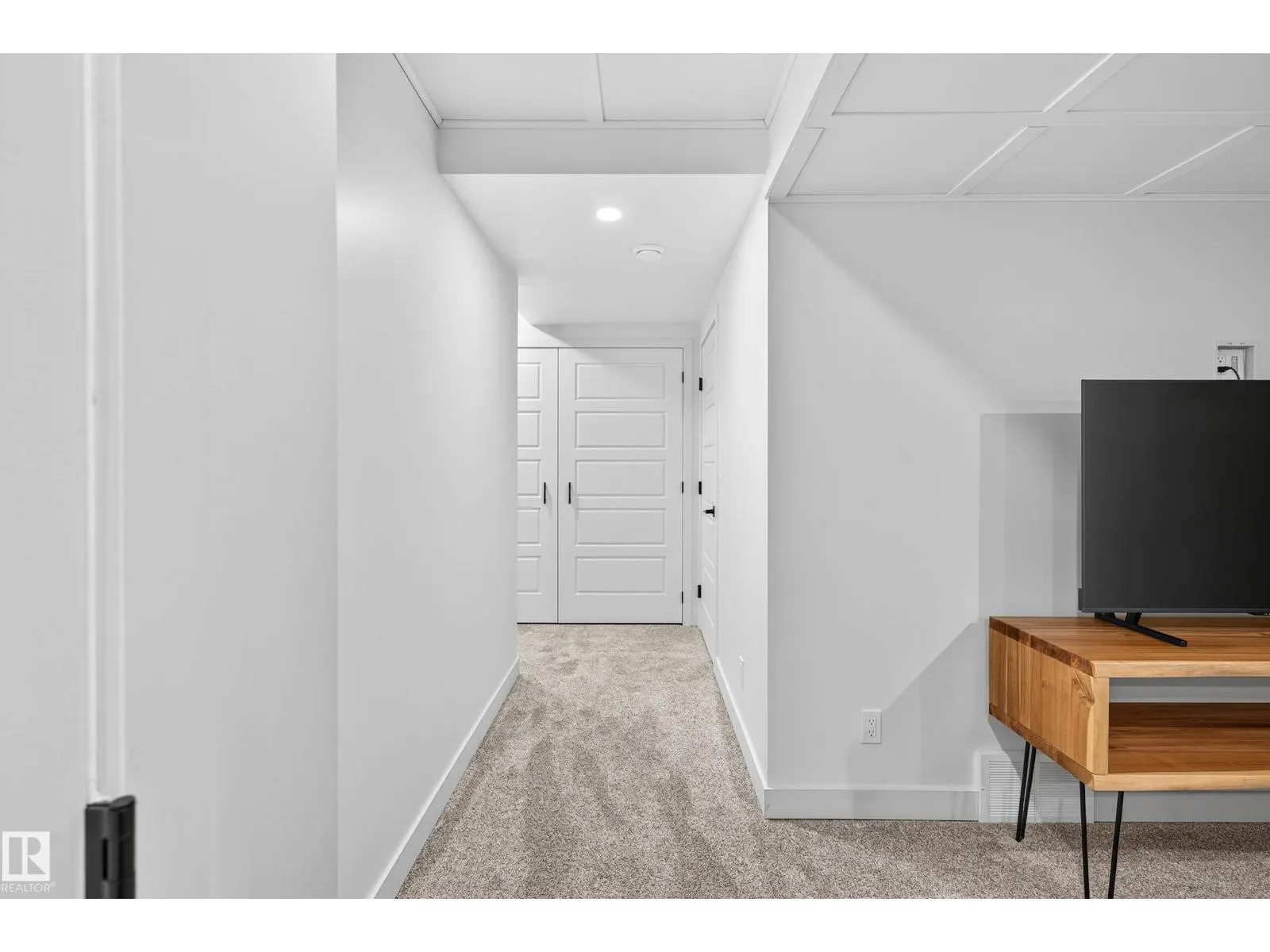 3847 CHRUSTAWKA PL SW