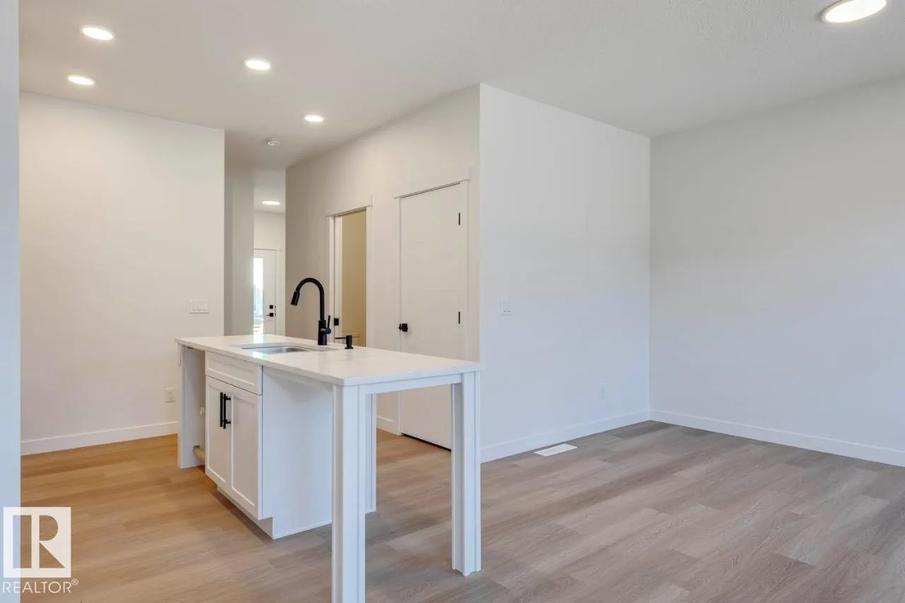 #40 710 Mattson DR SW