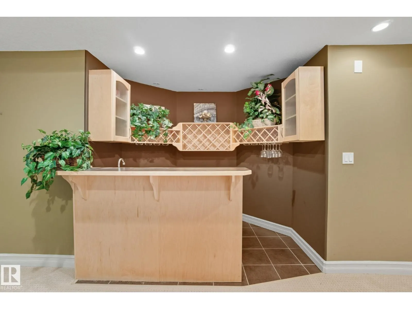 207 FALCONER LINK LI NW