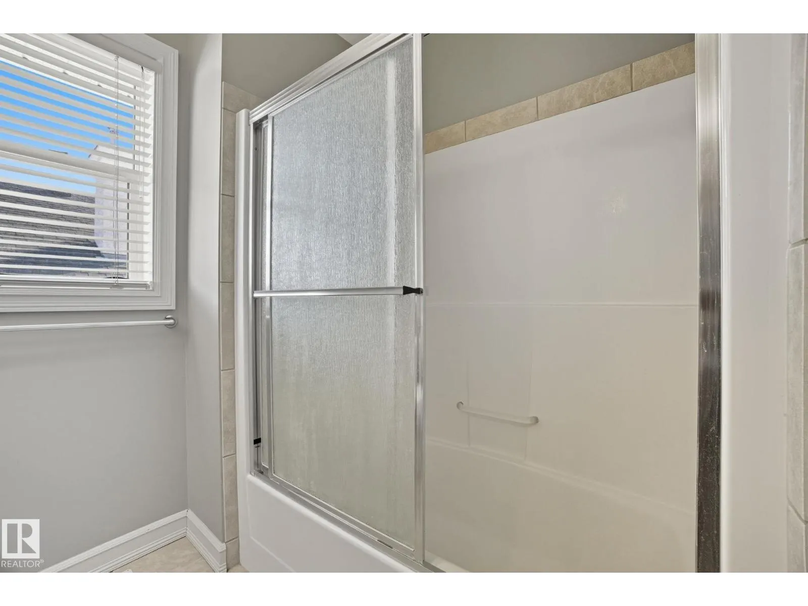 207 FALCONER LINK LI NW