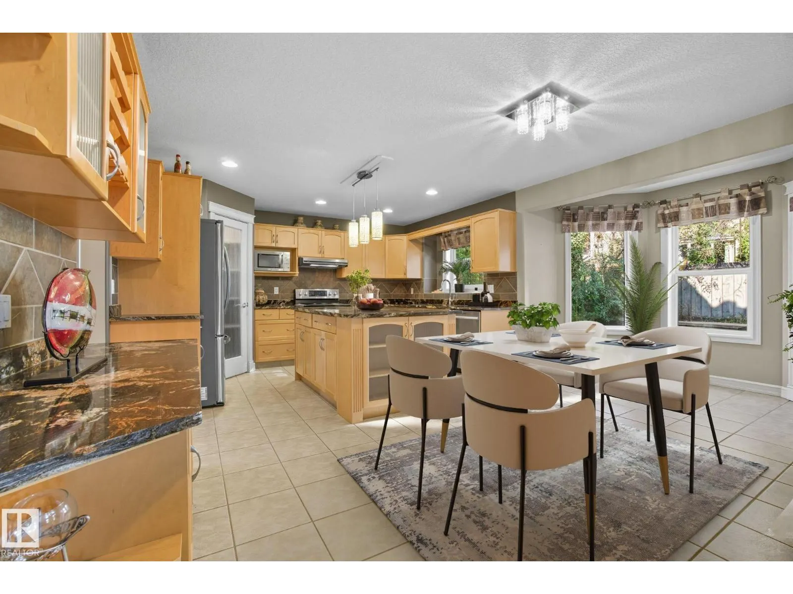 207 FALCONER LINK LI NW