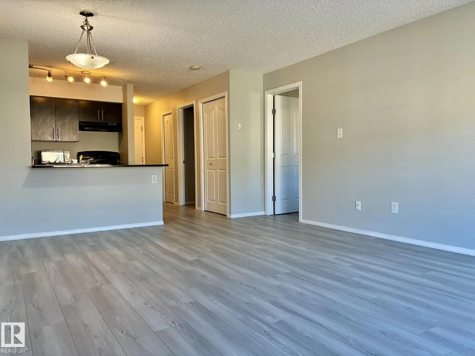 #307 1080 MCCONACHIE BV NW