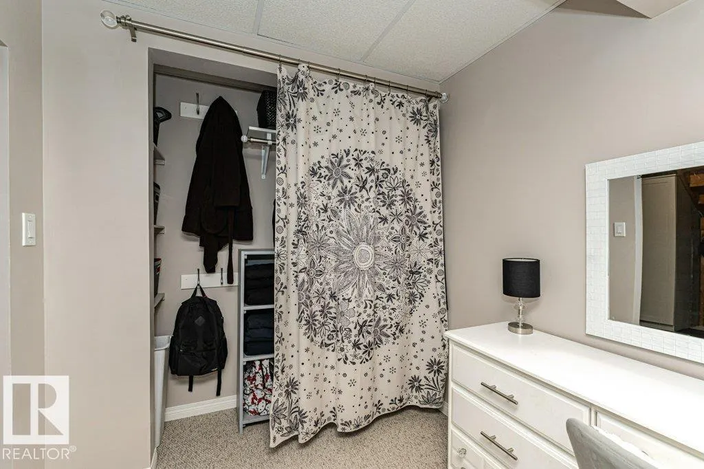 10944 Beaumaris RD NW NW