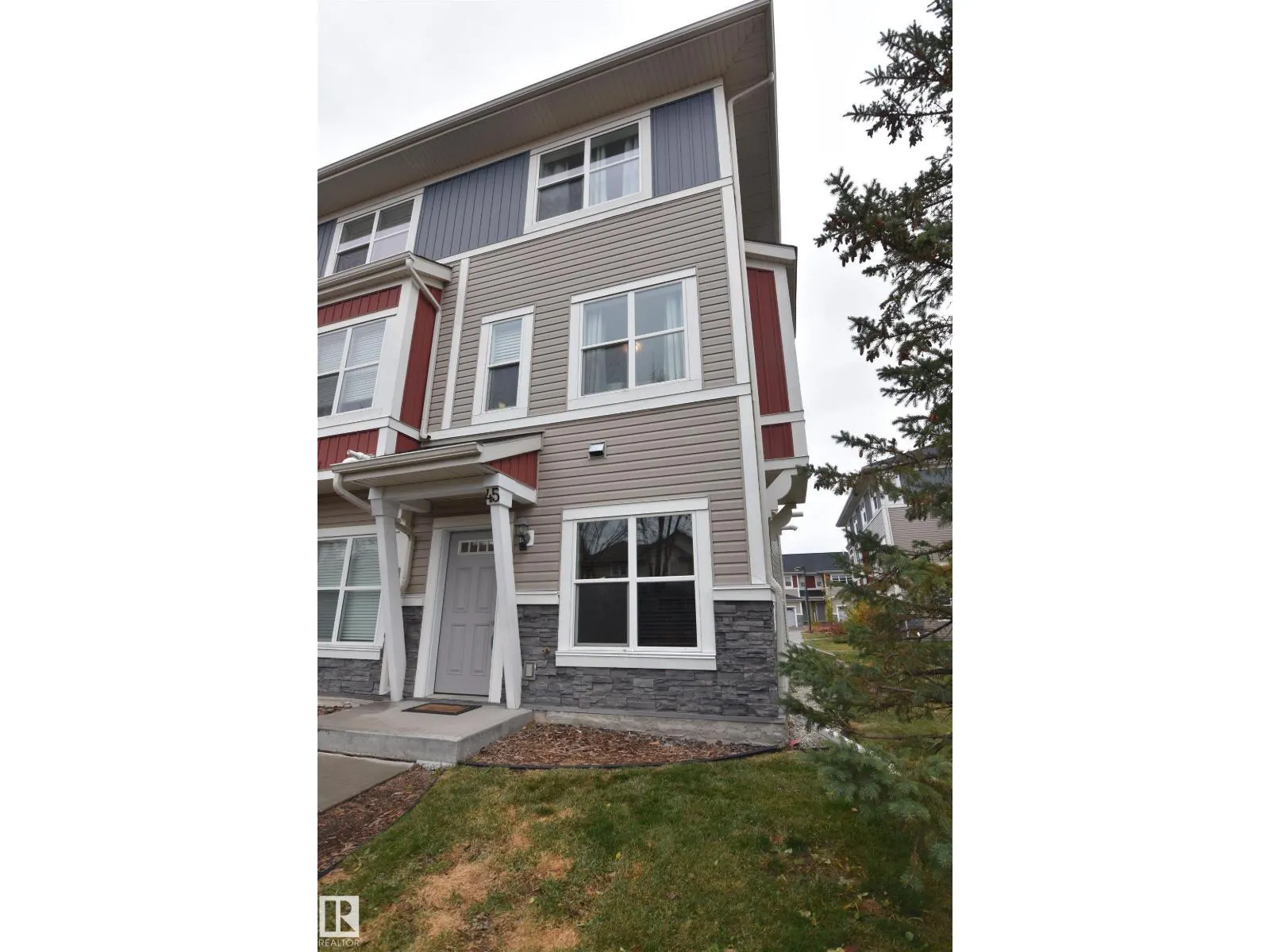 #45 3710 ALLAN DR SW