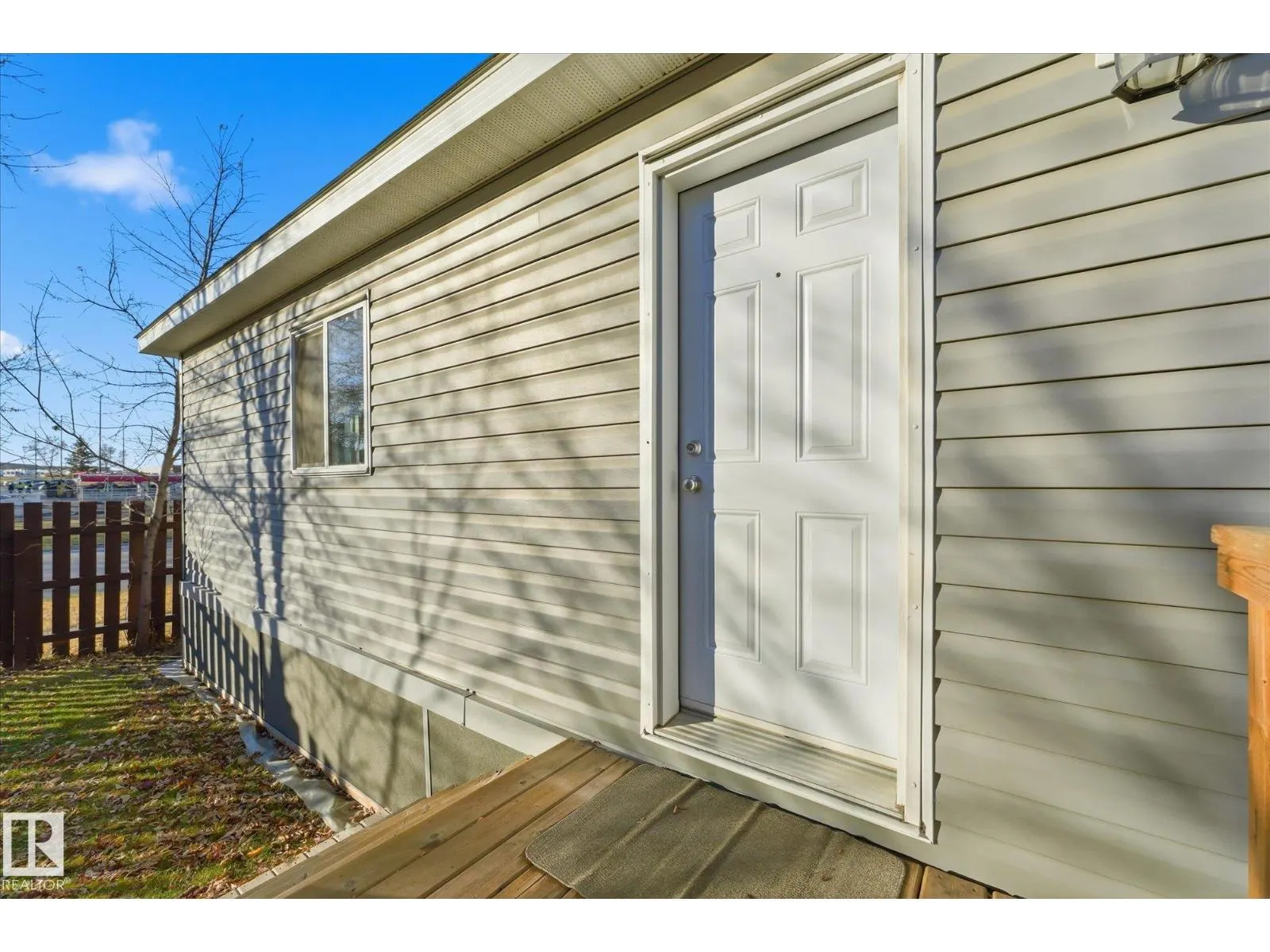 242 305 Calahoo Road