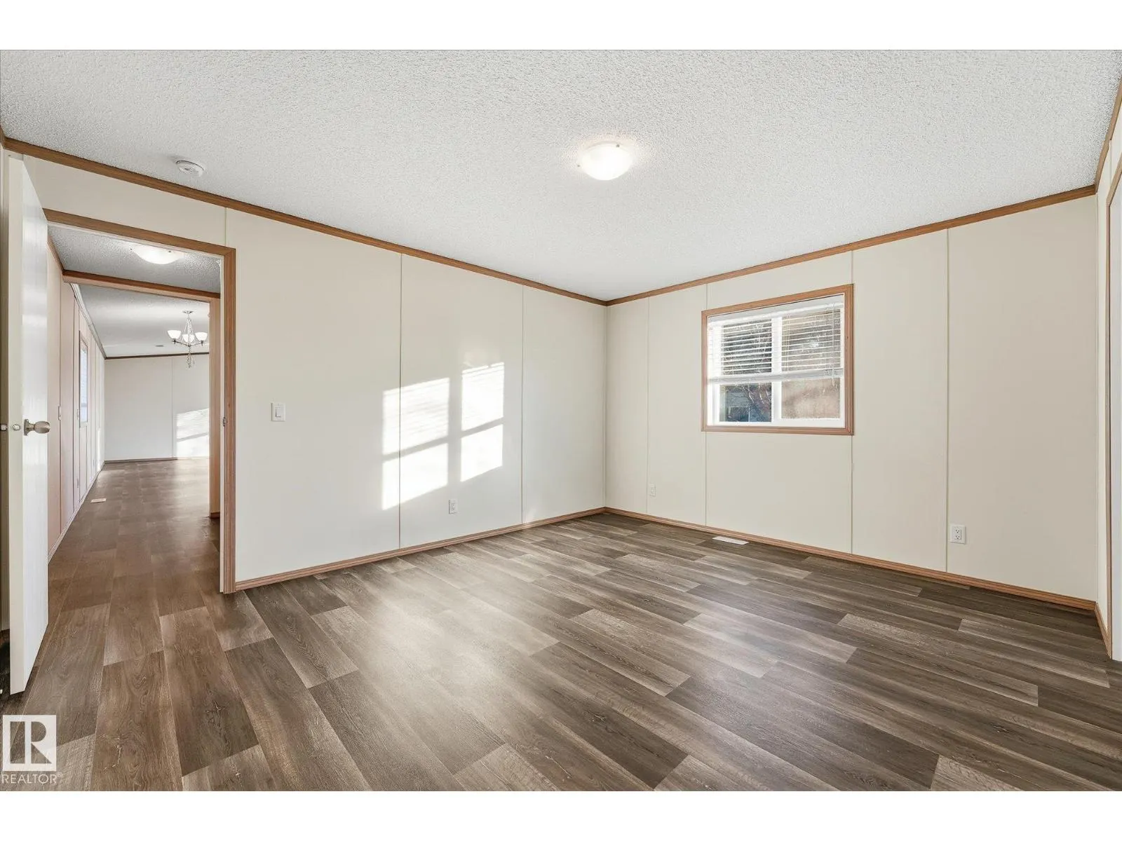 242 305 Calahoo Road