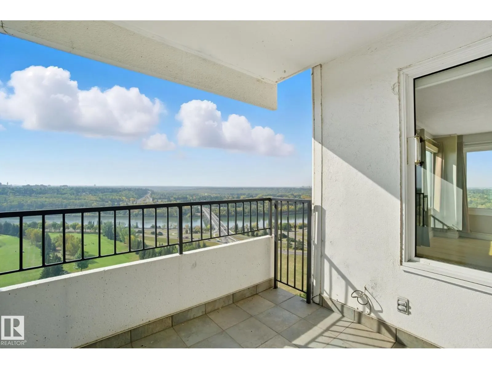 #1602 12303 Jasper AV NW NW