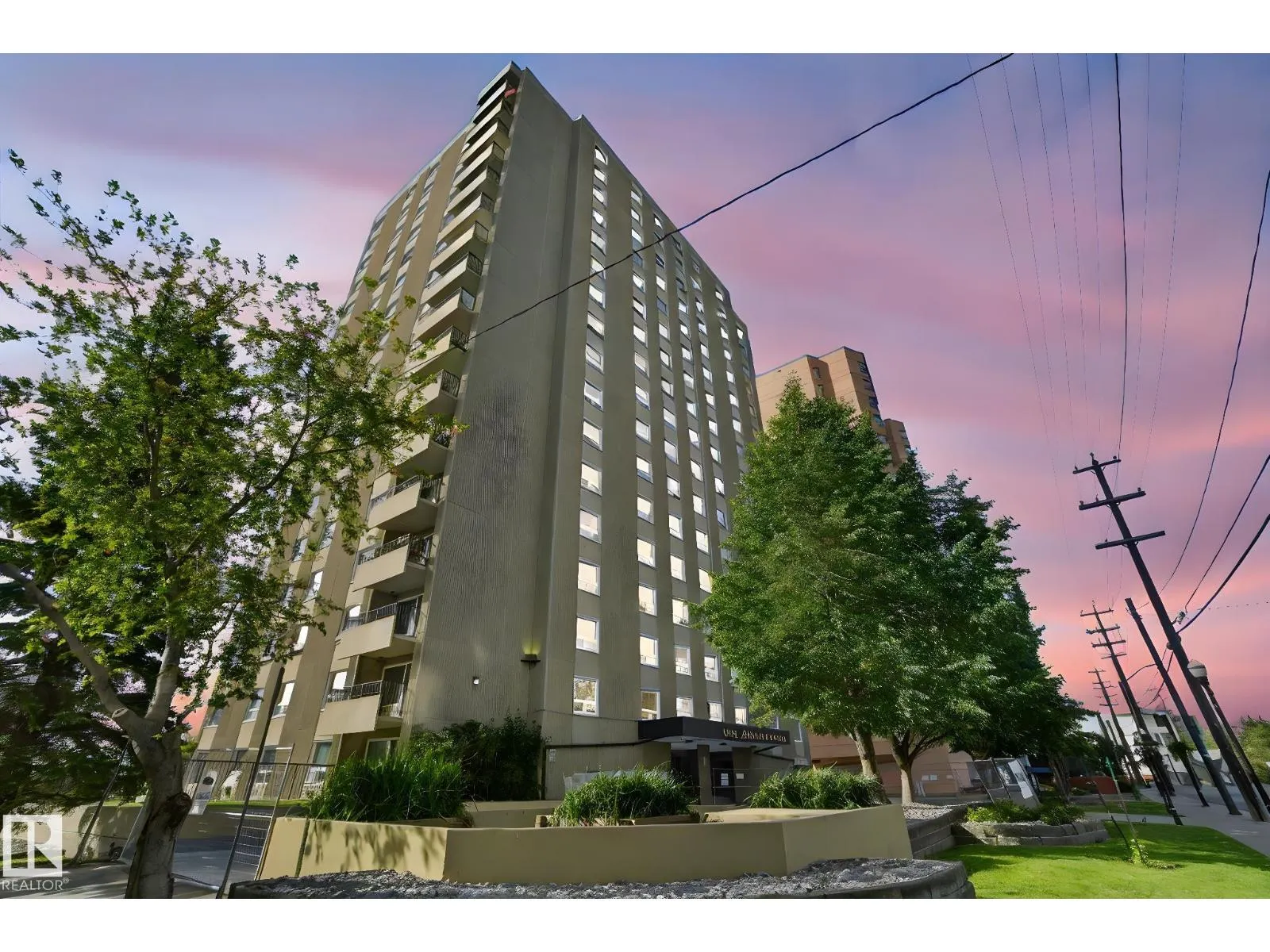 #1602 12303 Jasper AV NW NW