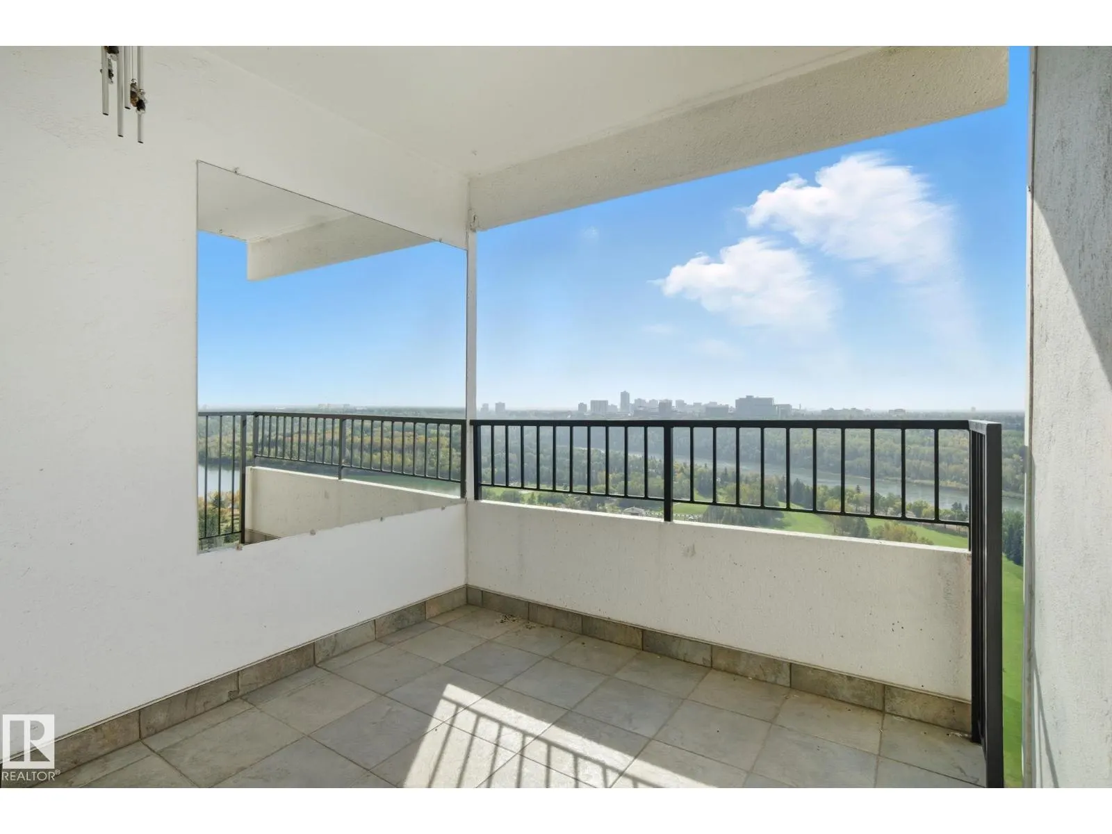 #1602 12303 Jasper AV NW NW