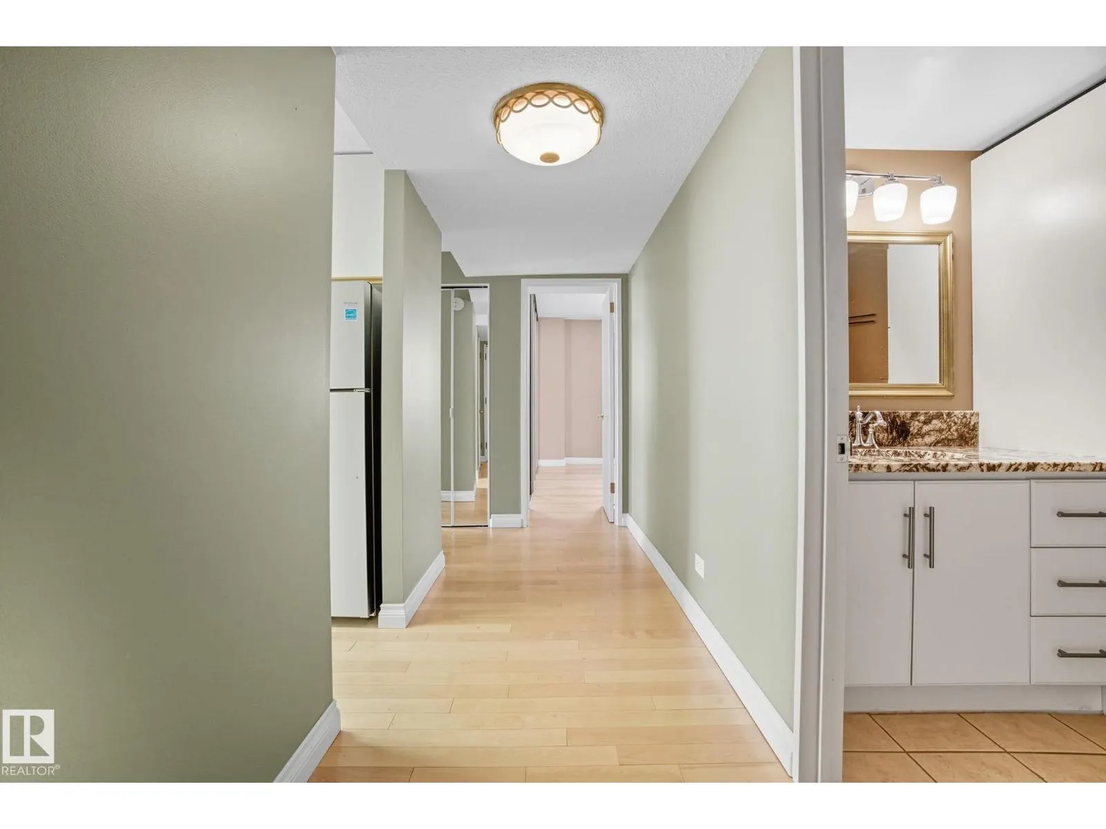 #1602 12303 Jasper AV NW NW