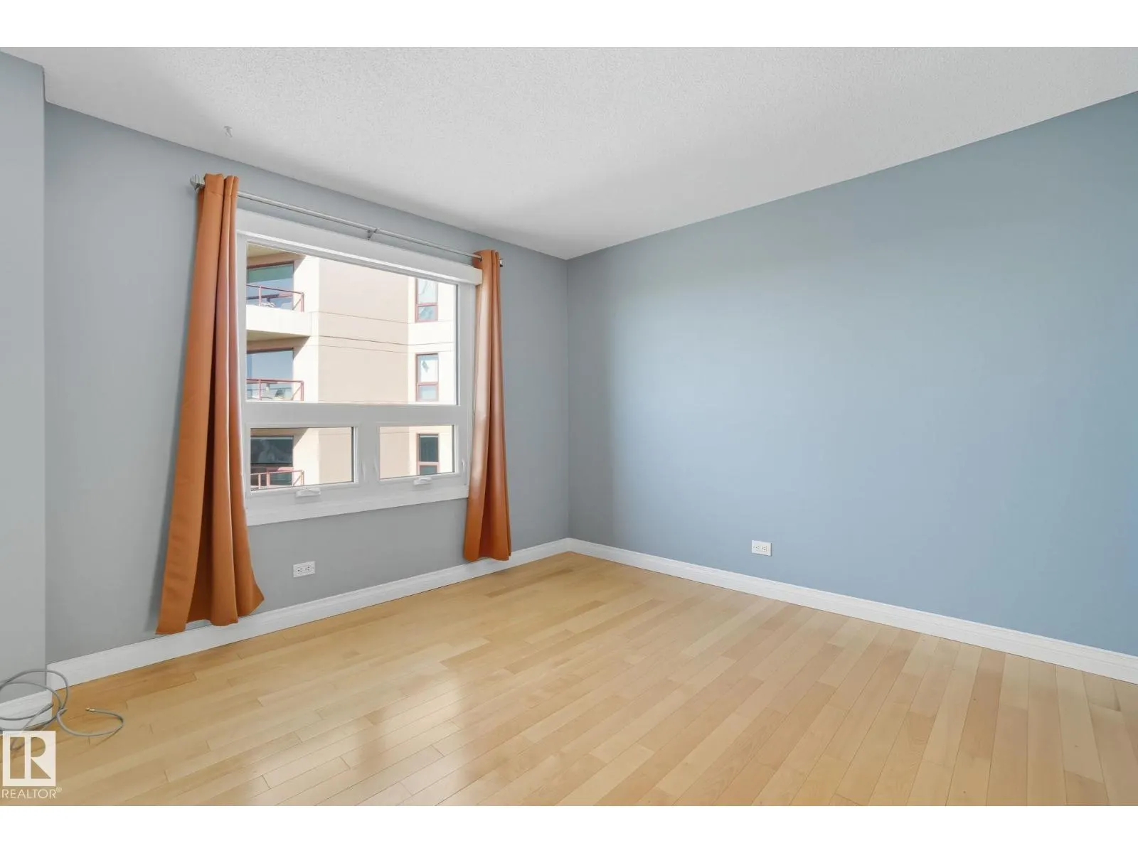 #1602 12303 Jasper AV NW NW