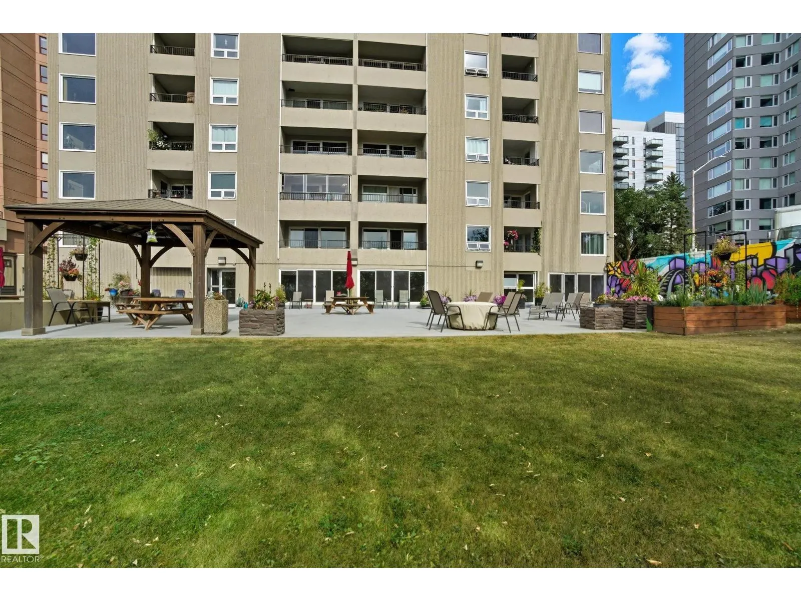 #1602 12303 Jasper AV NW NW