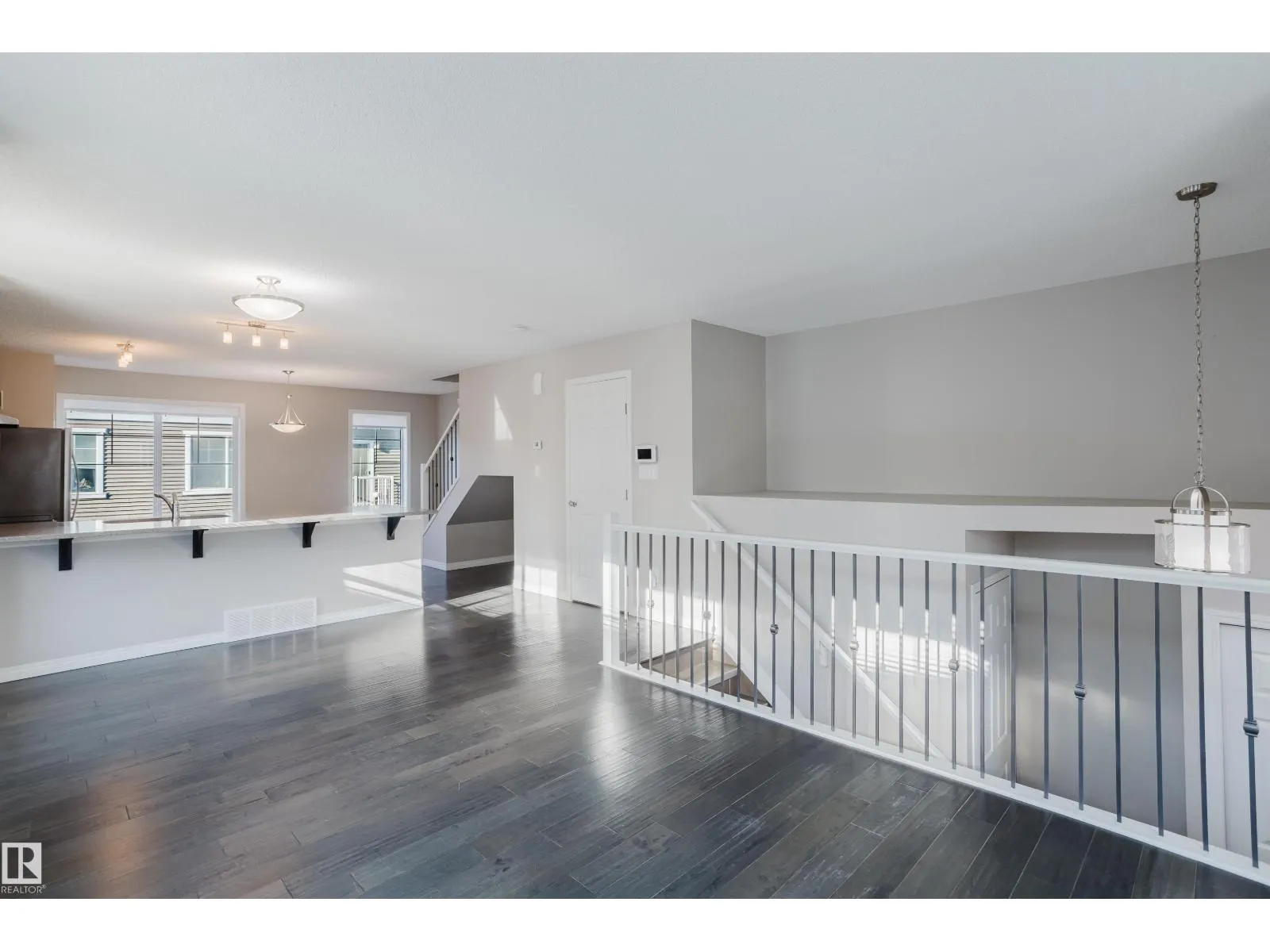 #47 7385 EDGEMONT WY NW NW