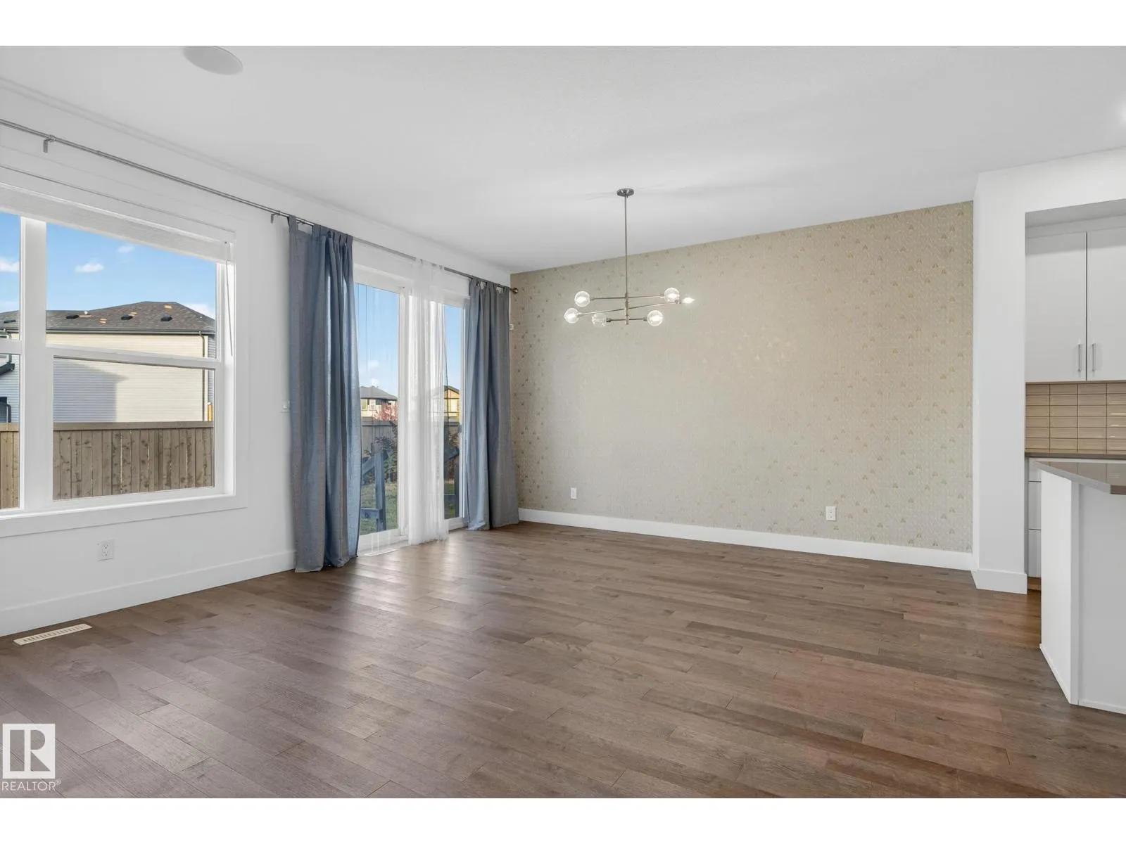 1096 SECORD PROMENADE NW