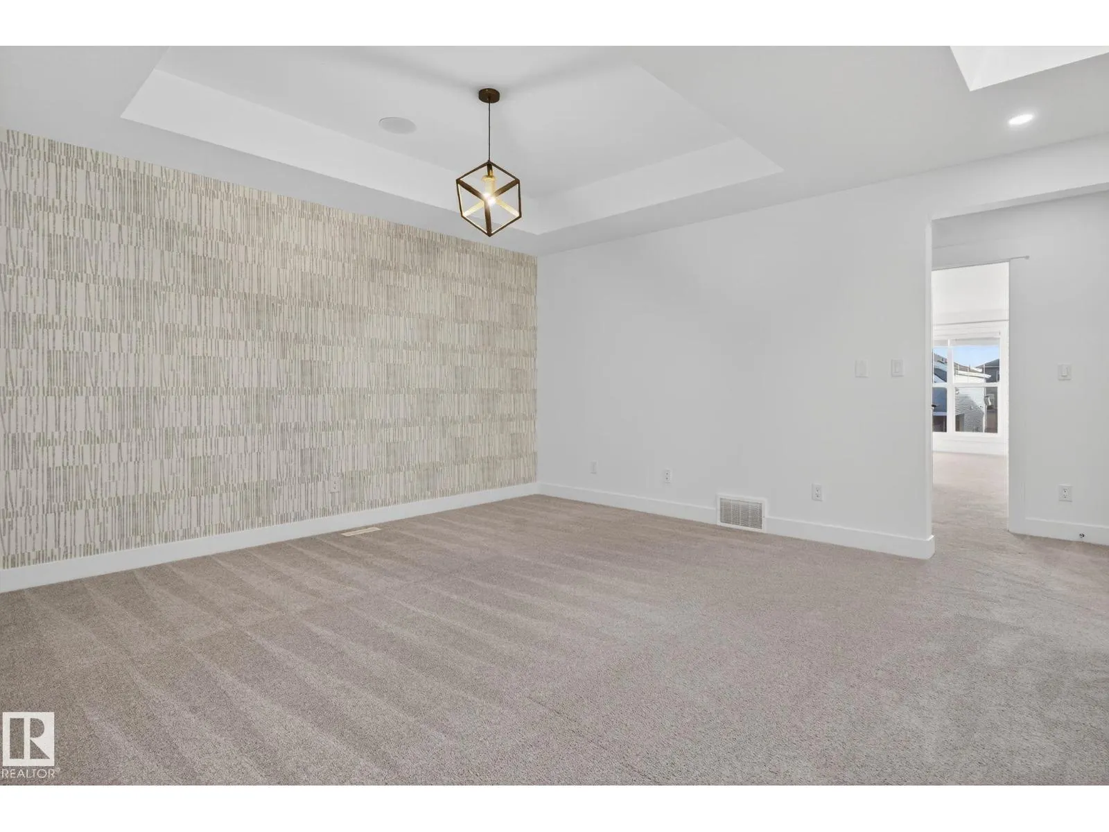 1096 SECORD PROMENADE NW